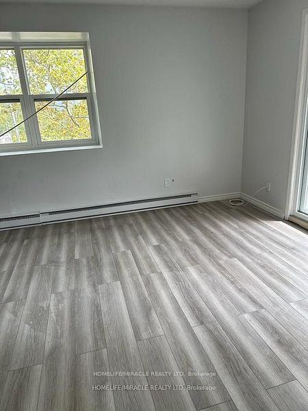 Photo 19 of Unit Unit 5 Level 2, 87 westmount Road N, Waterloo — HOMEH