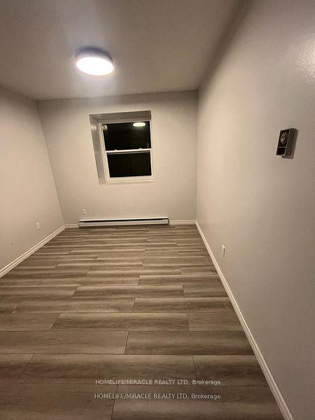 Photo 24 of Unit Unit 5 Level 2, 87 westmount Road N, Waterloo — HOMEH