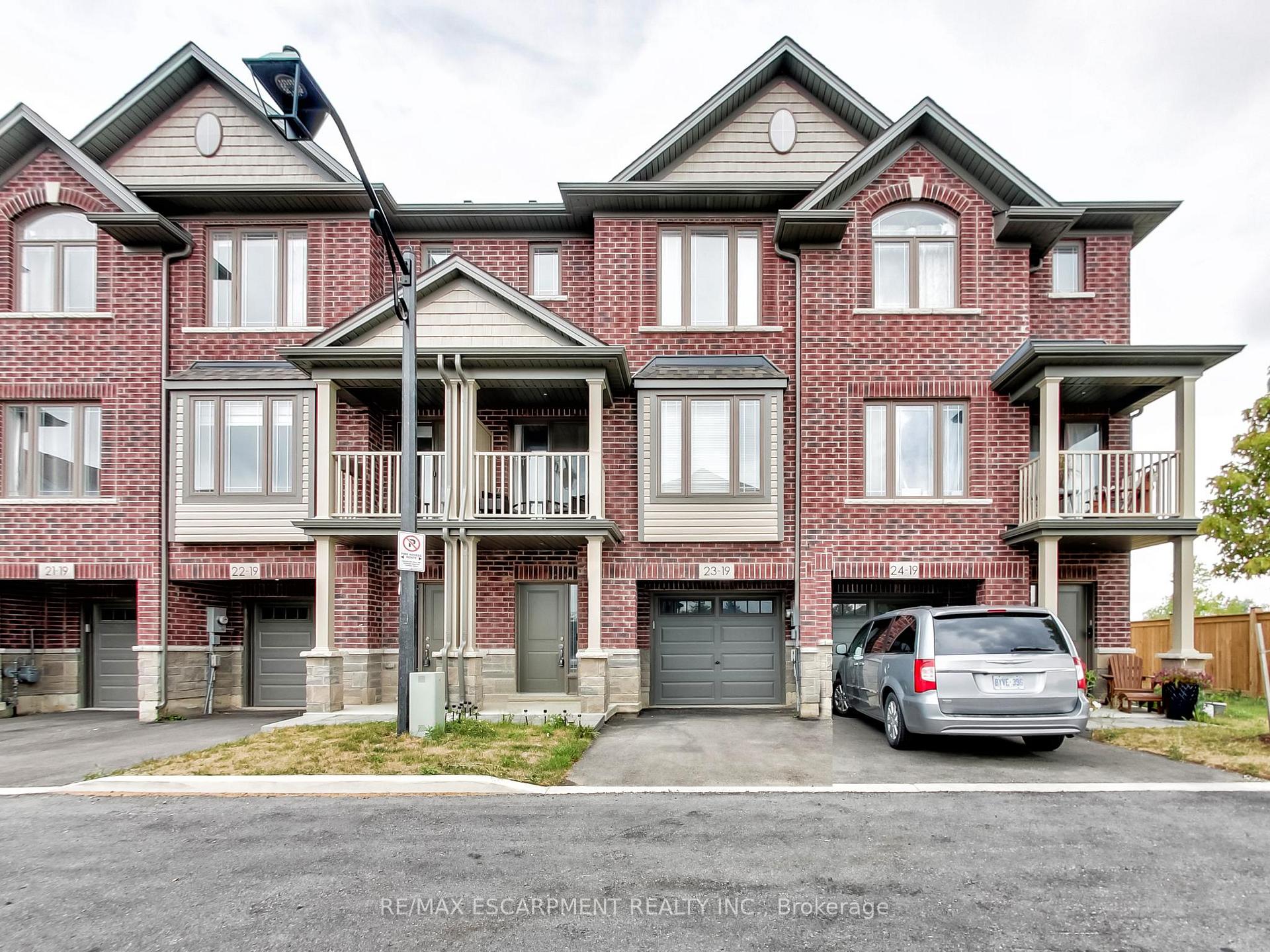 Photo 1 of Unit 23, 19 Picardy Drive, Hamilton, Stoney Creek — HOMEH