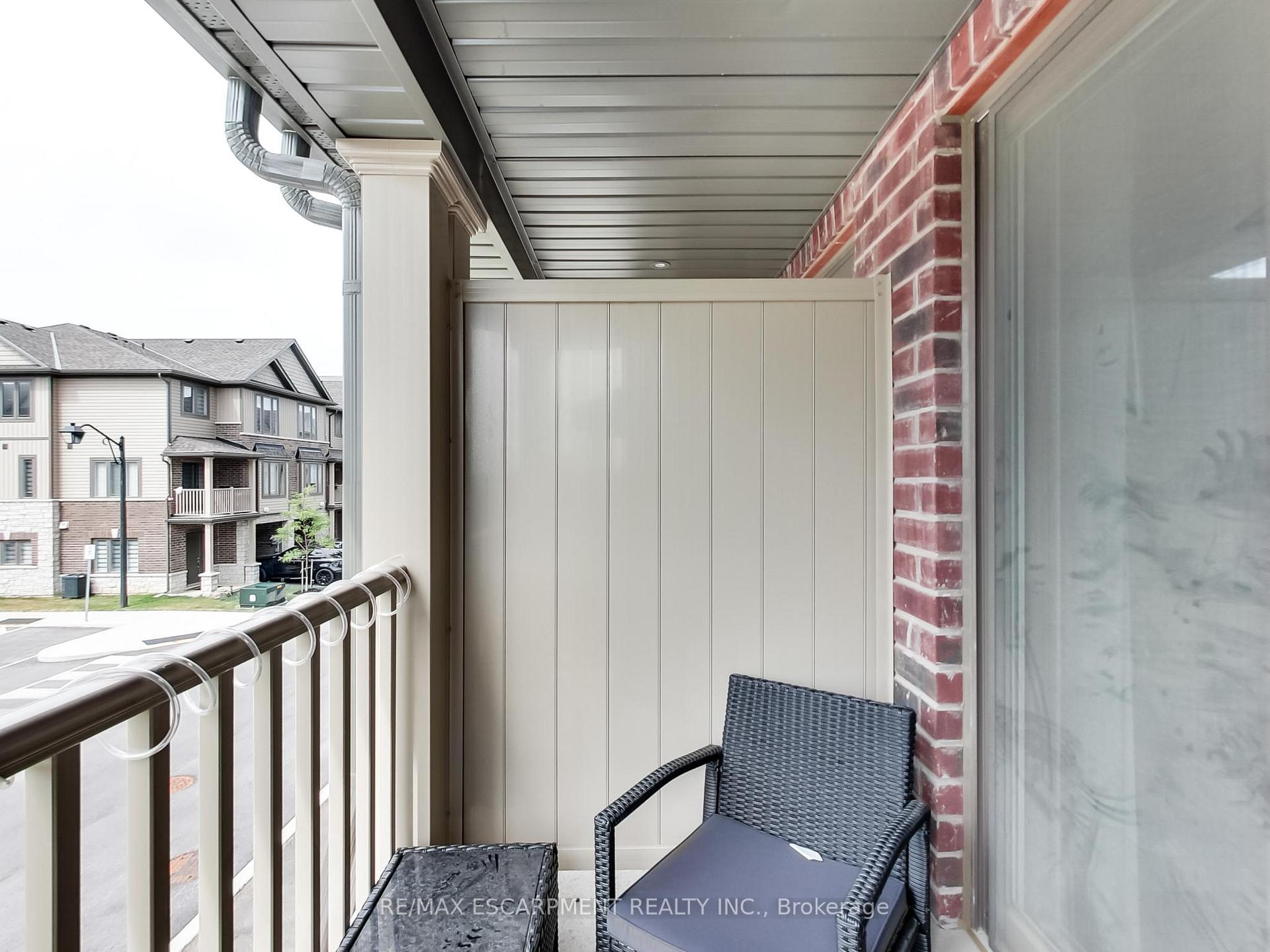 Photo 15 of Unit 23, 19 Picardy Drive, Hamilton, Stoney Creek — HOMEH
