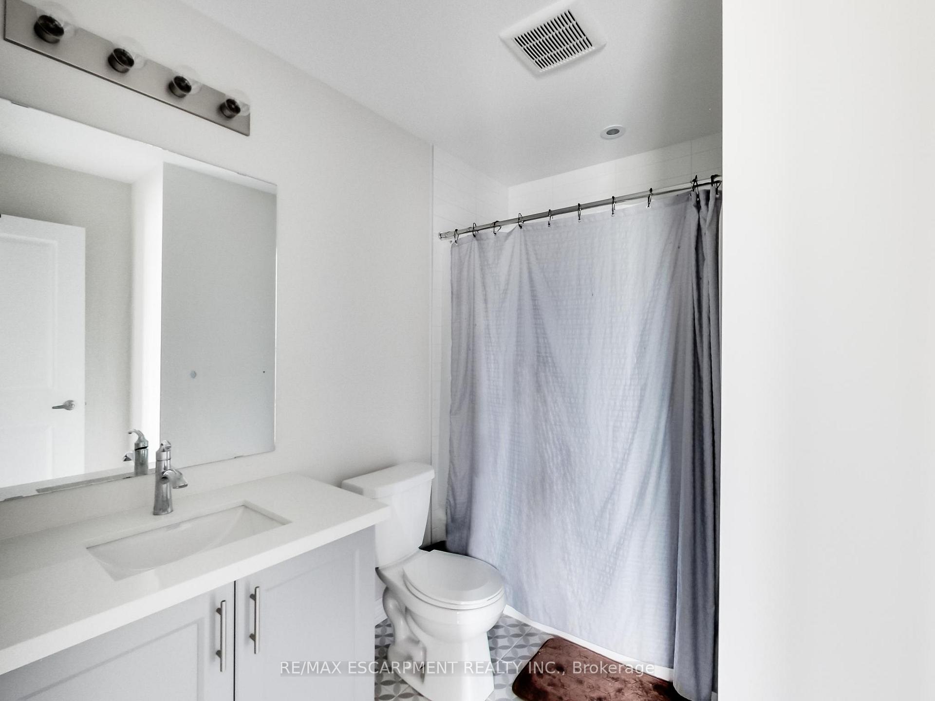 Photo 21 of Unit 23, 19 Picardy Drive, Hamilton, Stoney Creek — HOMEH