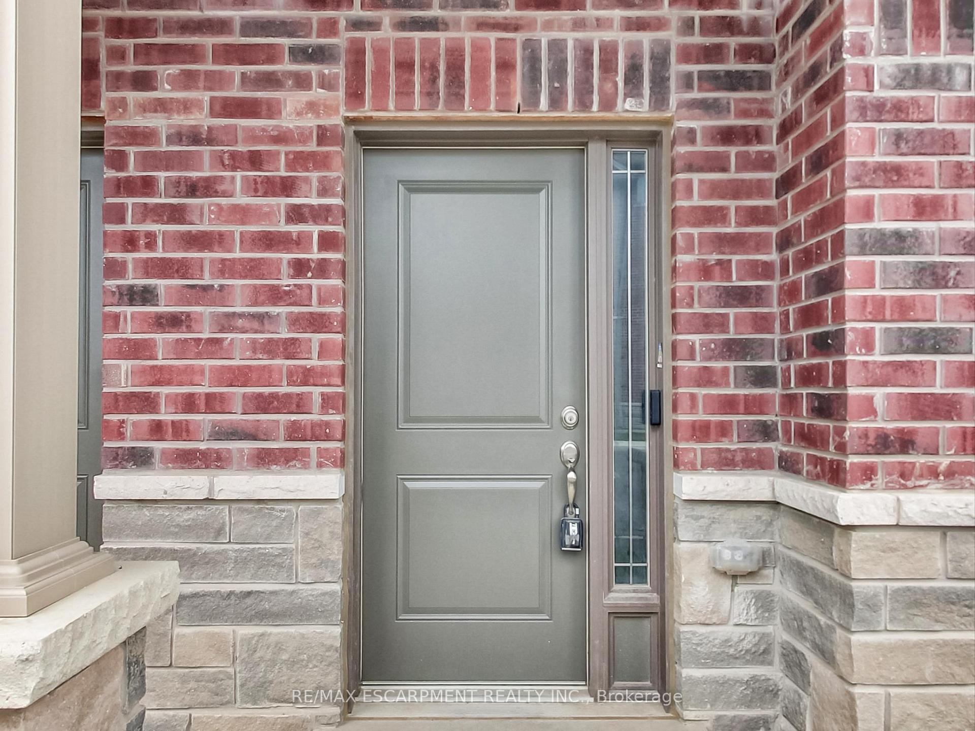 Photo 32 of Unit 23, 19 Picardy Drive, Hamilton, Stoney Creek — HOMEH