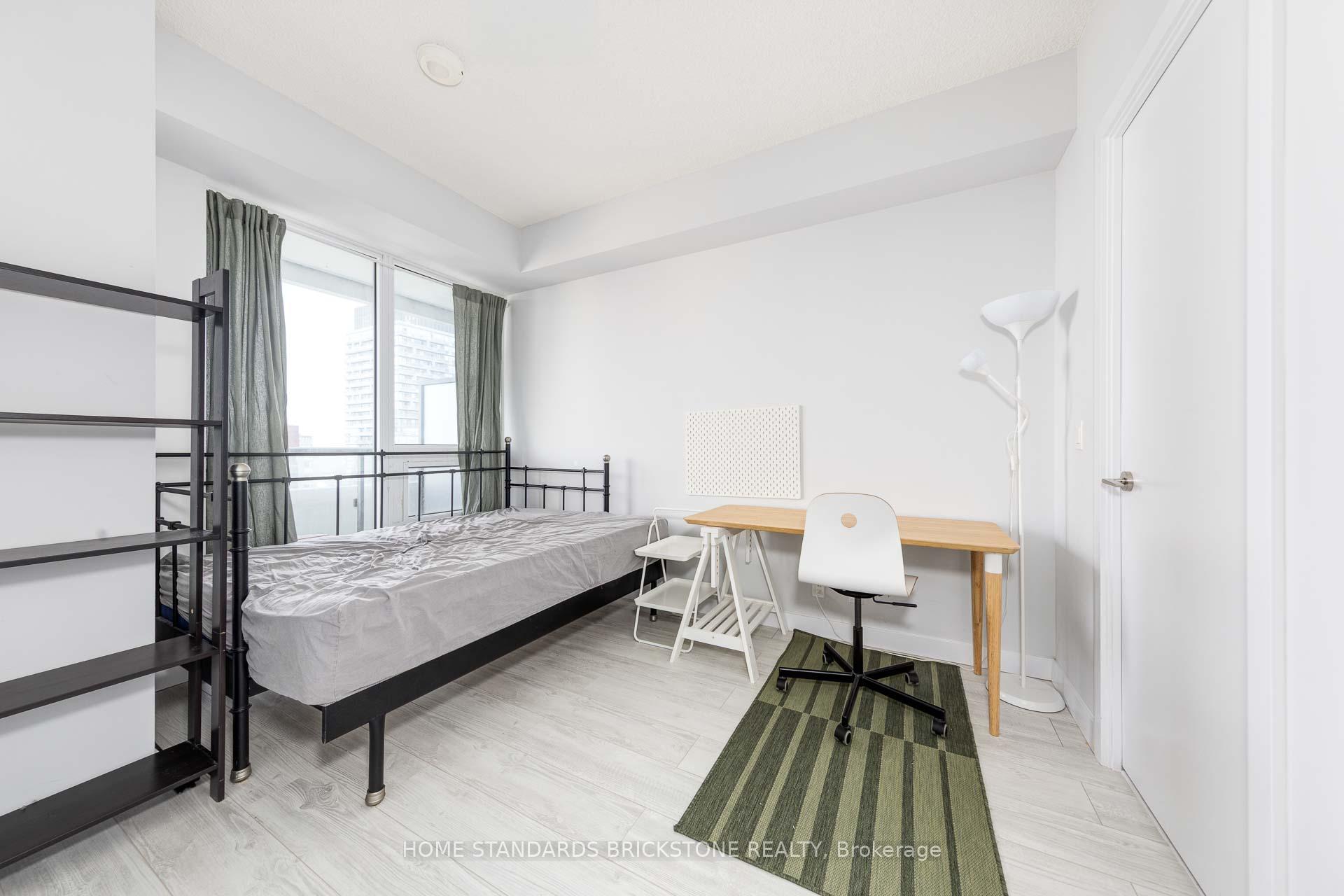 Photo 16 of Unit 3511, 2221 Yonge Street, Toronto, Mount Pleasant West — HOMEH