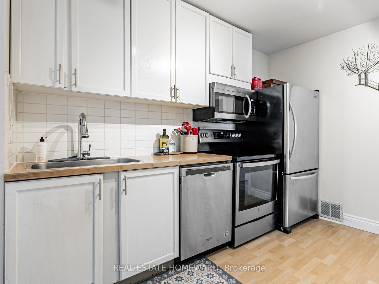 Photo 6 of 64 Frater Avenue, Toronto, East York — HOMEH