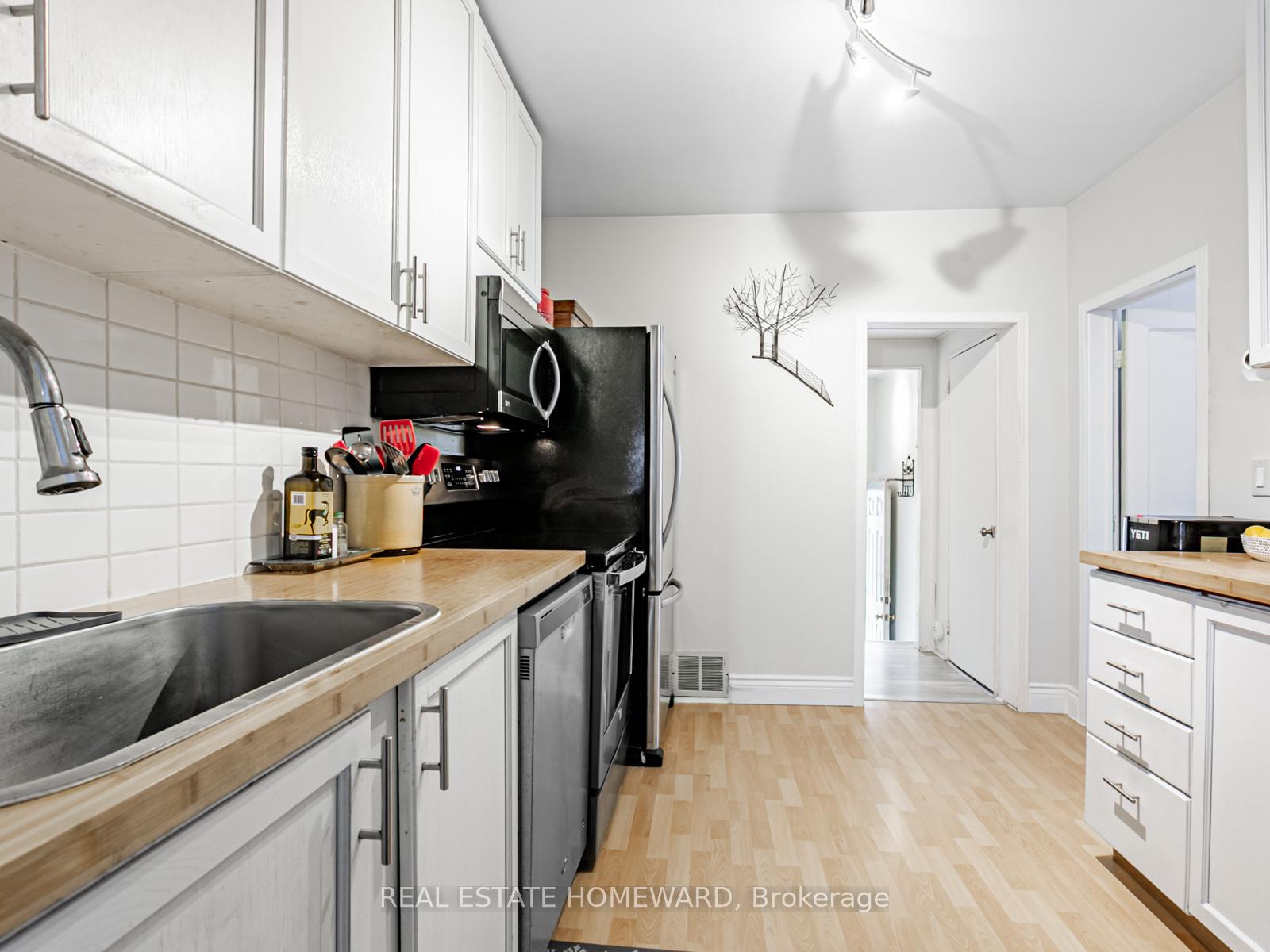 Photo 15 of 64 Frater Avenue, Toronto, East York — HOMEH