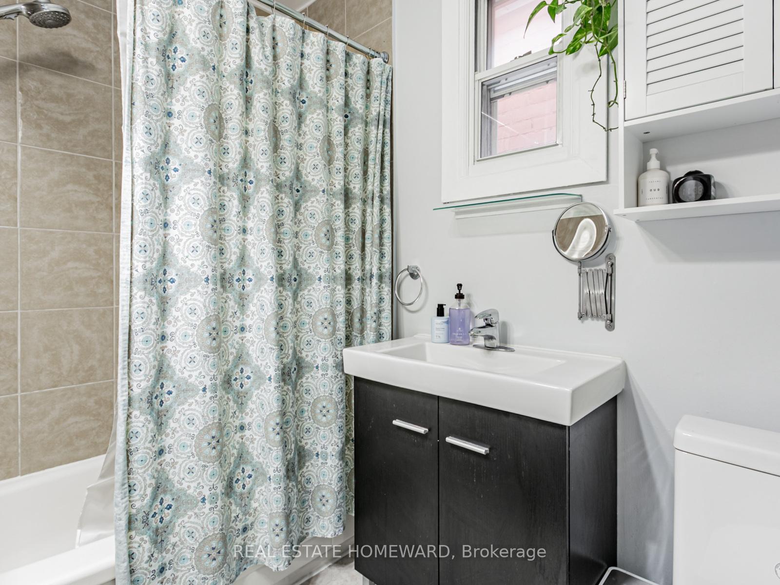 Photo 16 of 64 Frater Avenue, Toronto, East York — HOMEH