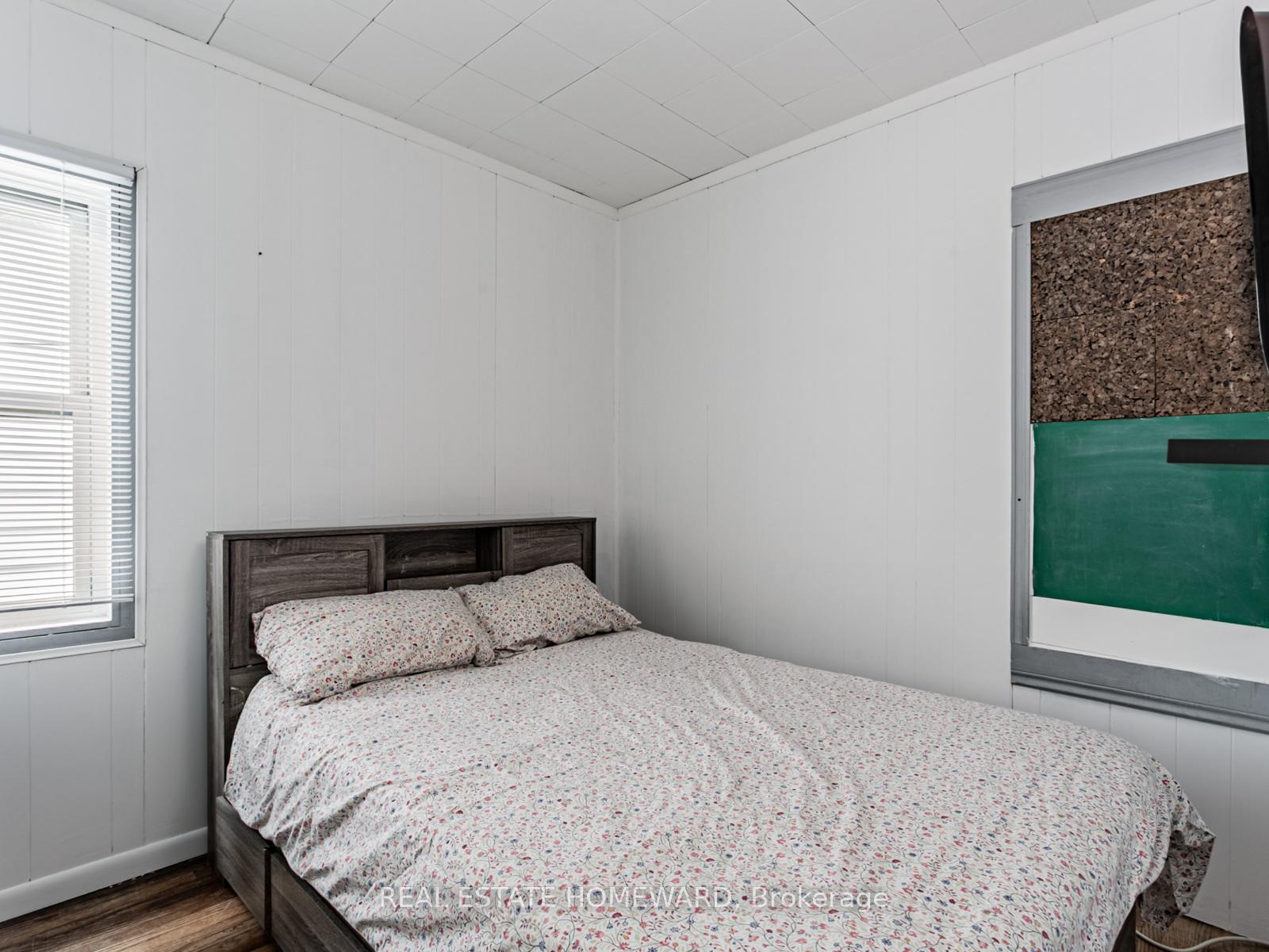 Photo 18 of 64 Frater Avenue, Toronto, East York — HOMEH