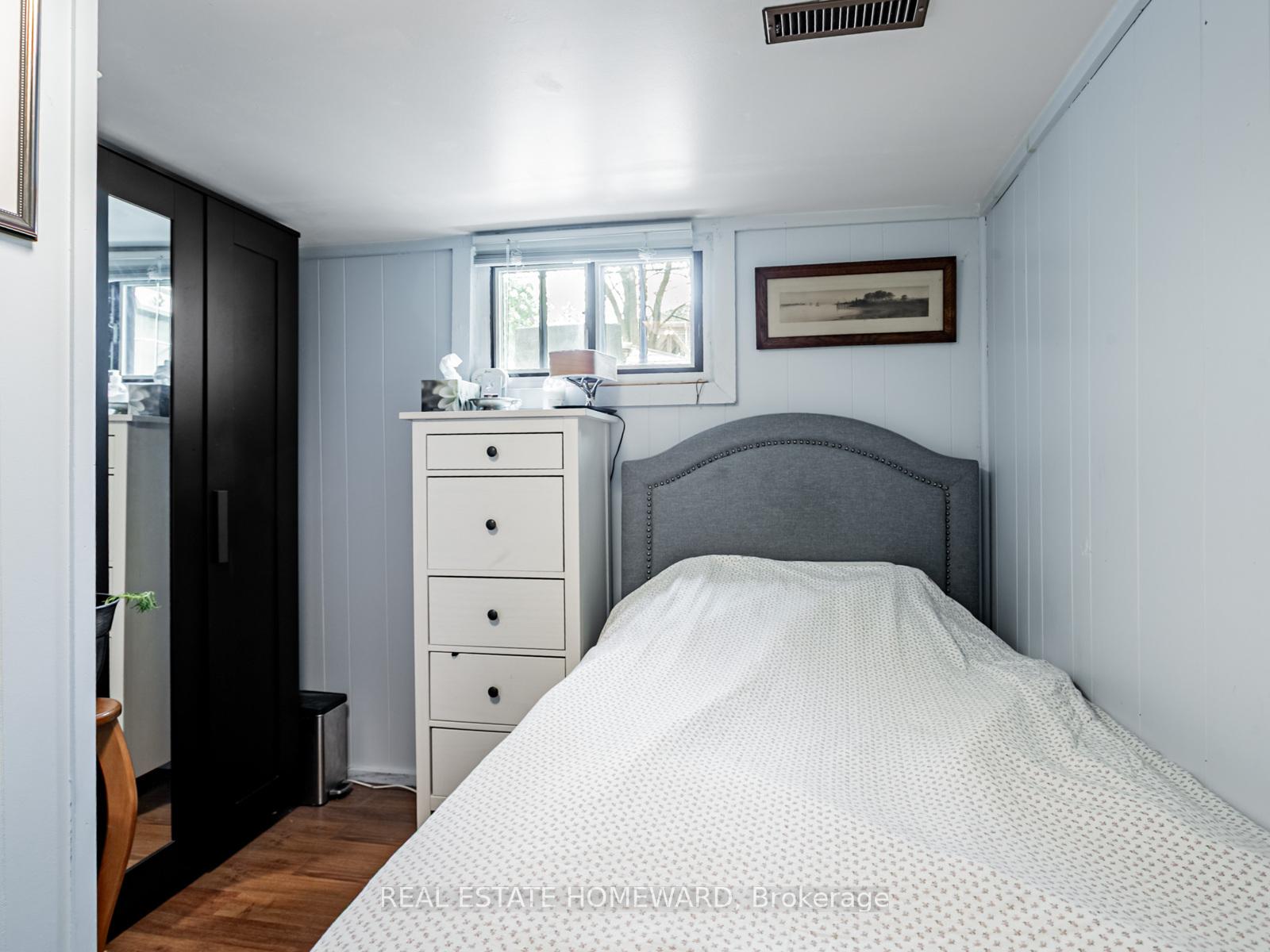 Photo 19 of 64 Frater Avenue, Toronto, East York — HOMEH