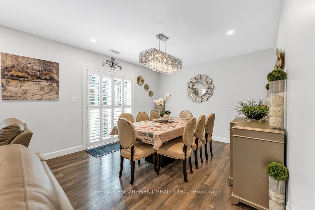 Photo 9 of 650 Acadia Drive, Hamilton, Rushdale — HOMEH