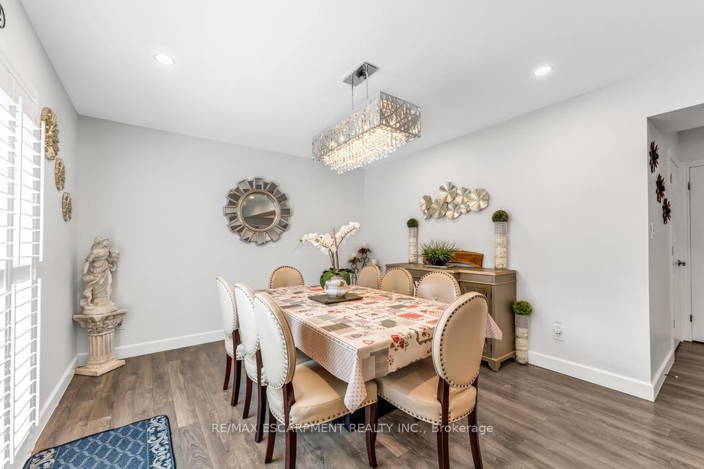 Photo 5 of 650 Acadia Drive, Hamilton, Rushdale — HOMEH