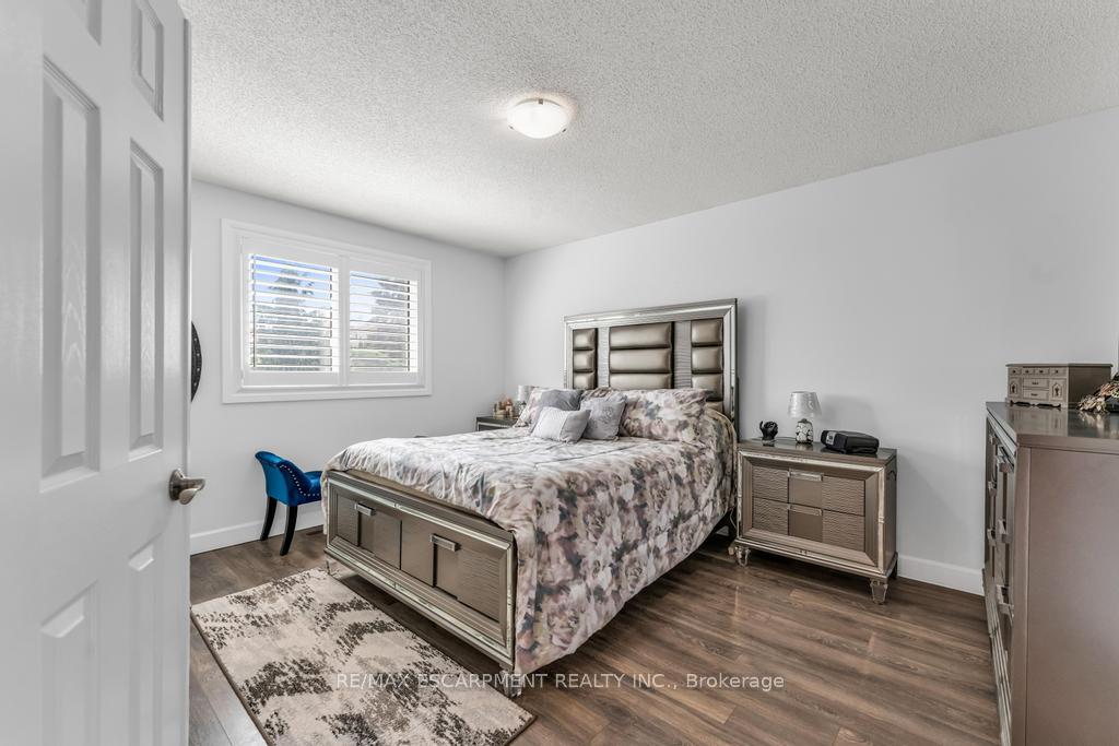 Photo 18 of 650 Acadia Drive, Hamilton, Rushdale — HOMEH