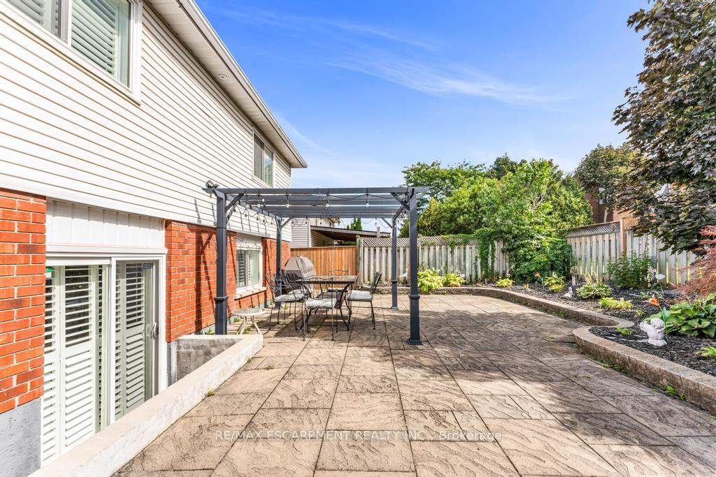 Photo 19 of 650 Acadia Drive, Hamilton, Rushdale — HOMEH