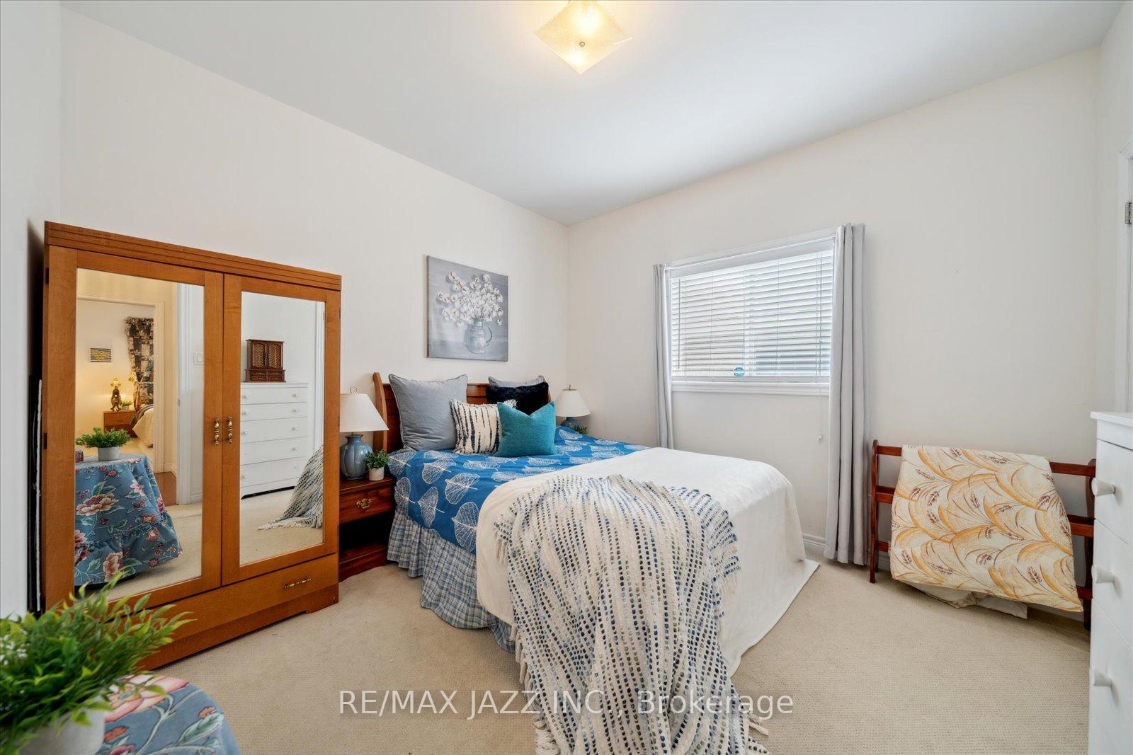 Photo 24 of 802 Coldstream Drive, Oshawa, Taunton — HOMEH