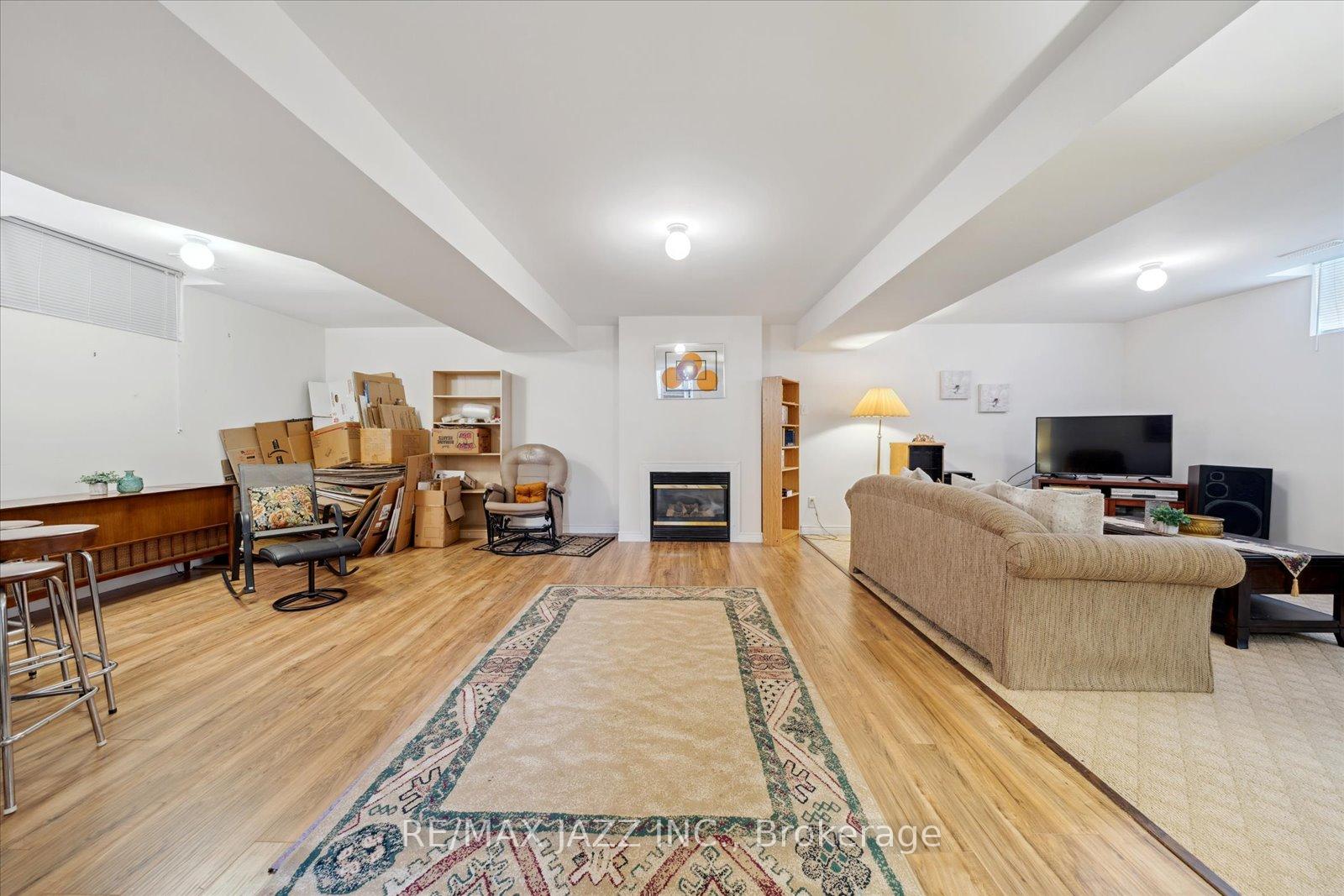 Photo 30 of 802 Coldstream Drive, Oshawa, Taunton — HOMEH