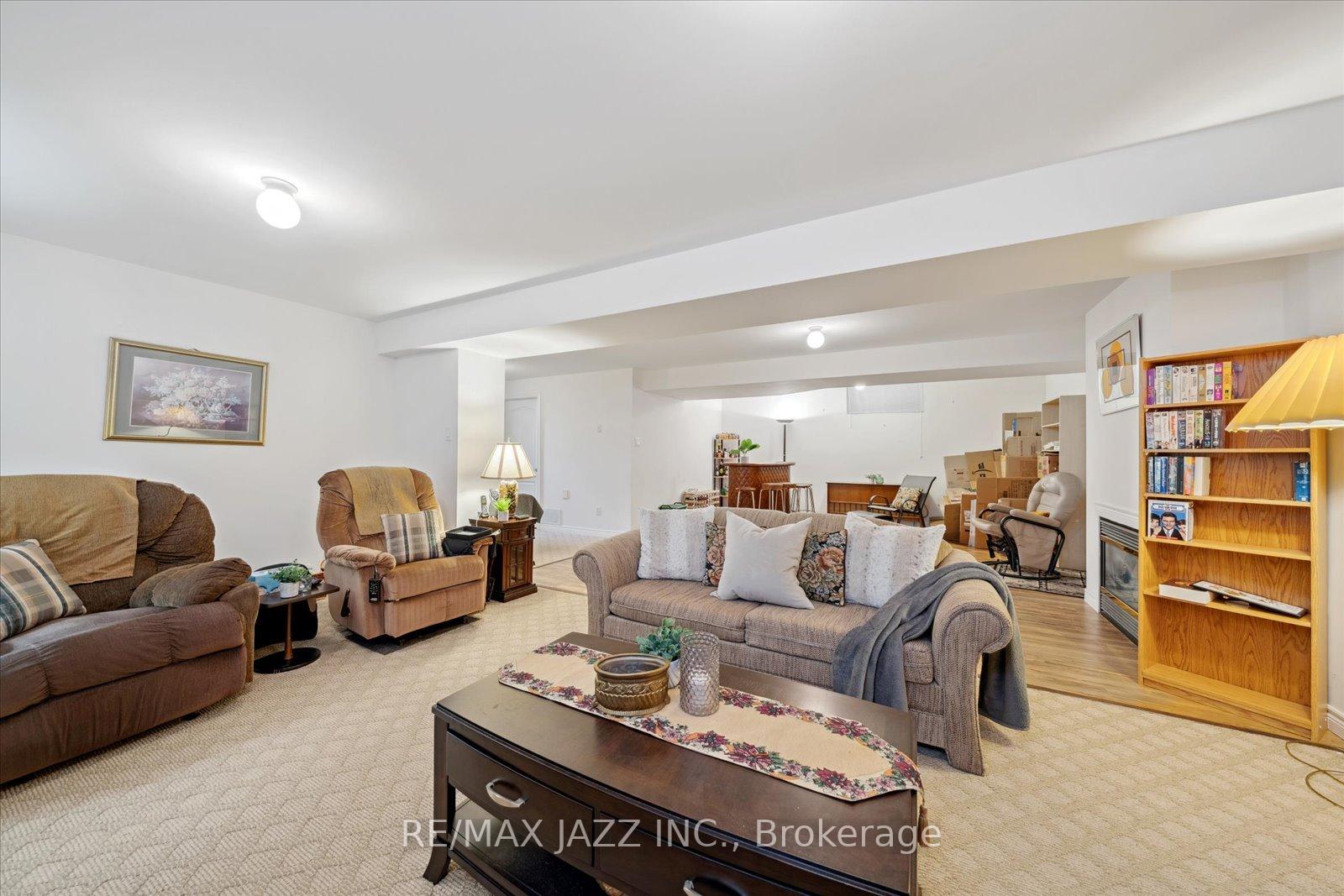 Photo 23 of 802 Coldstream Drive, Oshawa, Taunton — HOMEH