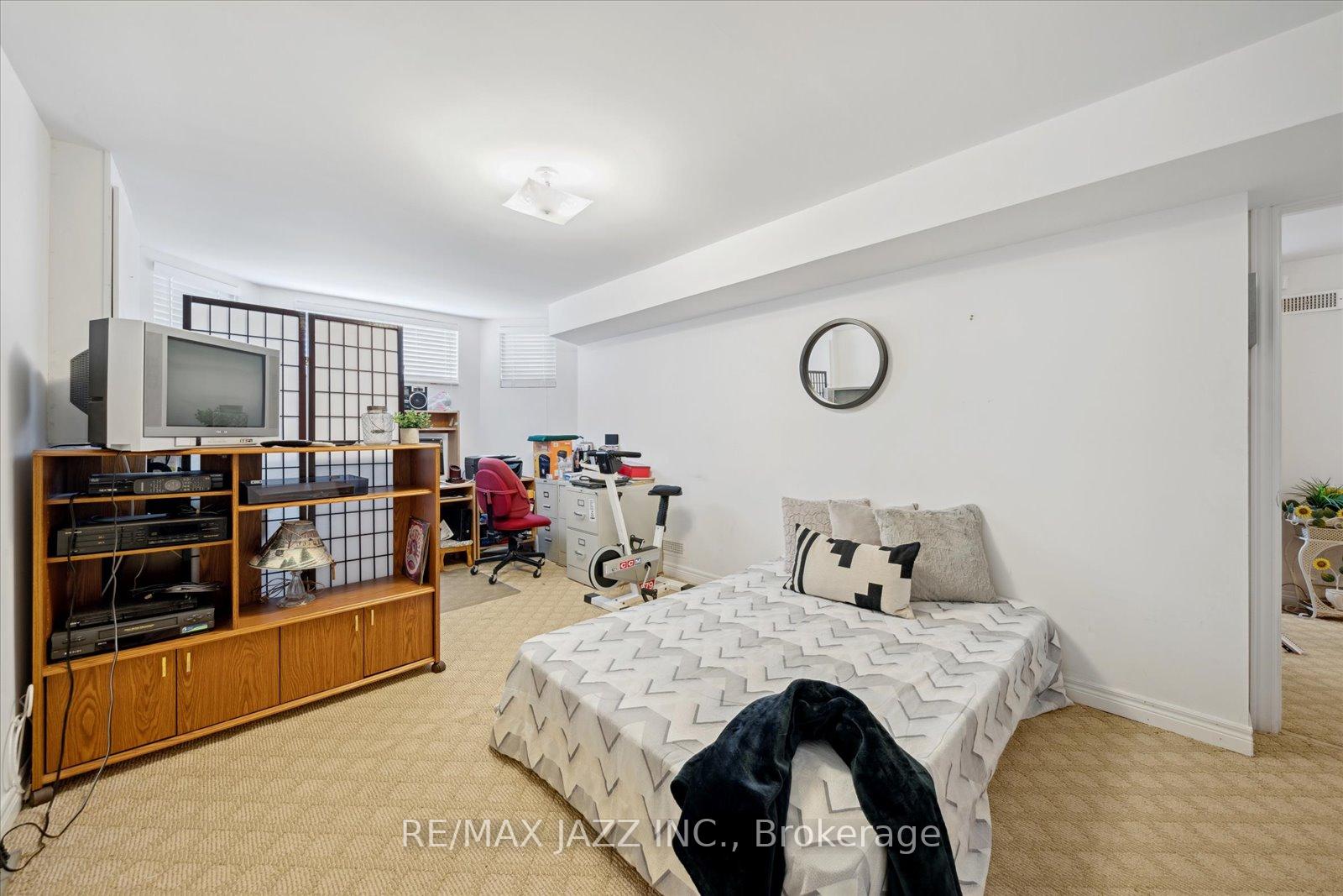 Photo 41 of 802 Coldstream Drive, Oshawa, Taunton — HOMEH