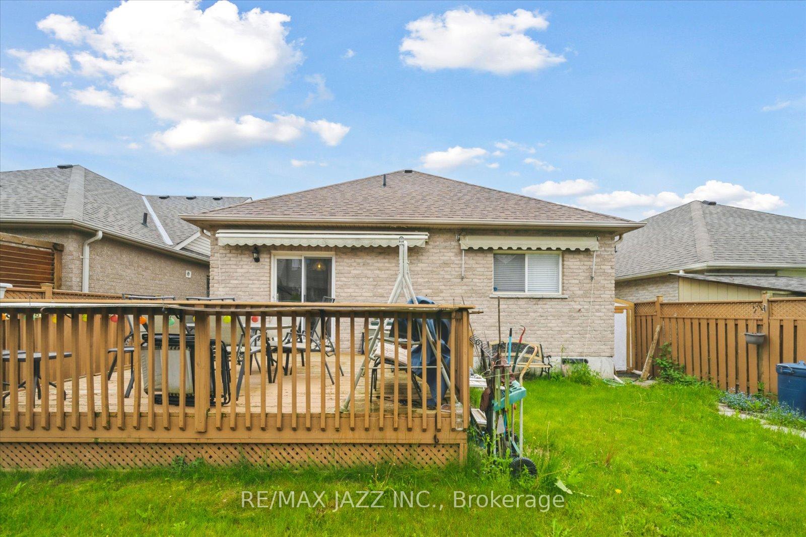 Photo 36 of 802 Coldstream Drive, Oshawa, Taunton — HOMEH