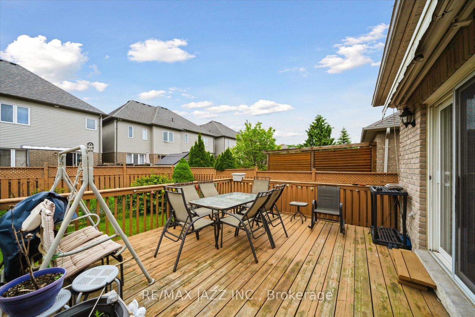 Photo 42 of 802 Coldstream Drive, Oshawa, Taunton — HOMEH