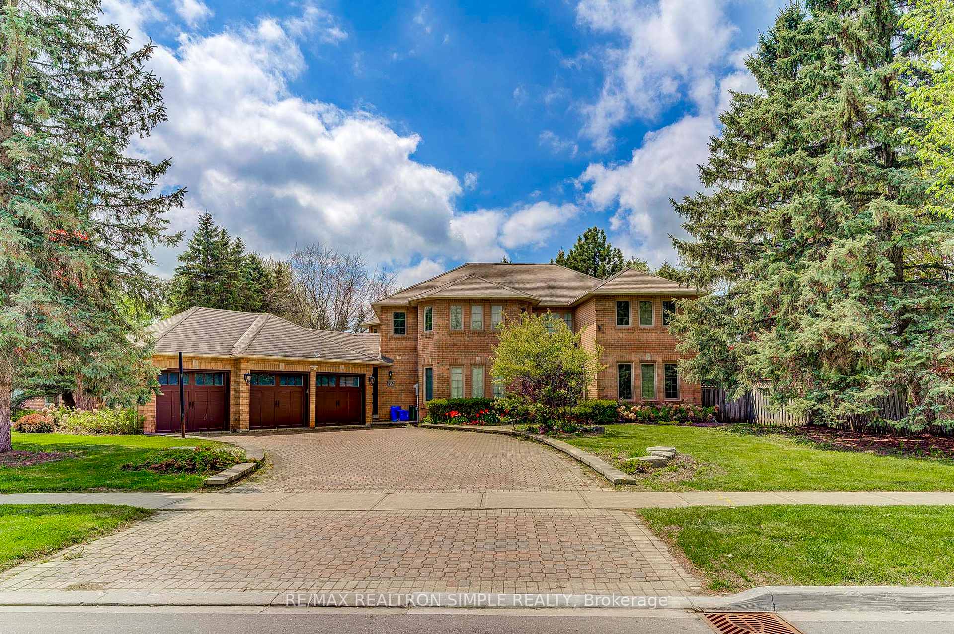 Photo 1 of 90 Treegrove Circle, Aurora, Hills of St Andrew — HOMEH