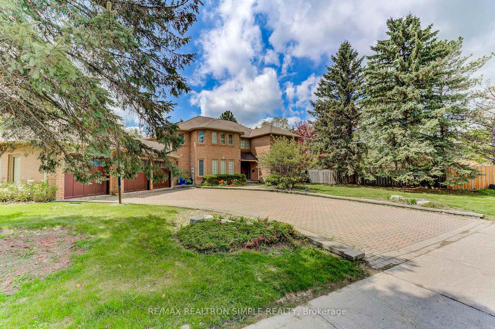 Photo 7 of 90 Treegrove Circle, Aurora, Hills of St Andrew — HOMEH