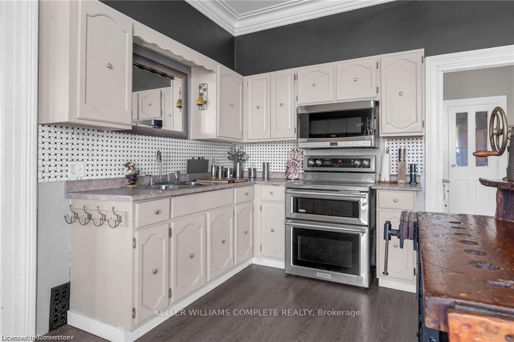 Photo 6 of 155 Bishopsgate Road, Brant, Burford — HOMEH