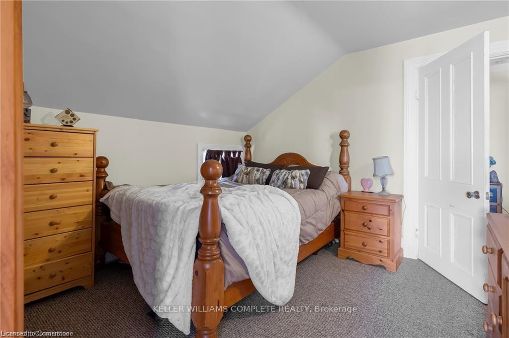 Photo 21 of 155 Bishopsgate Road, Brant, Burford — HOMEH