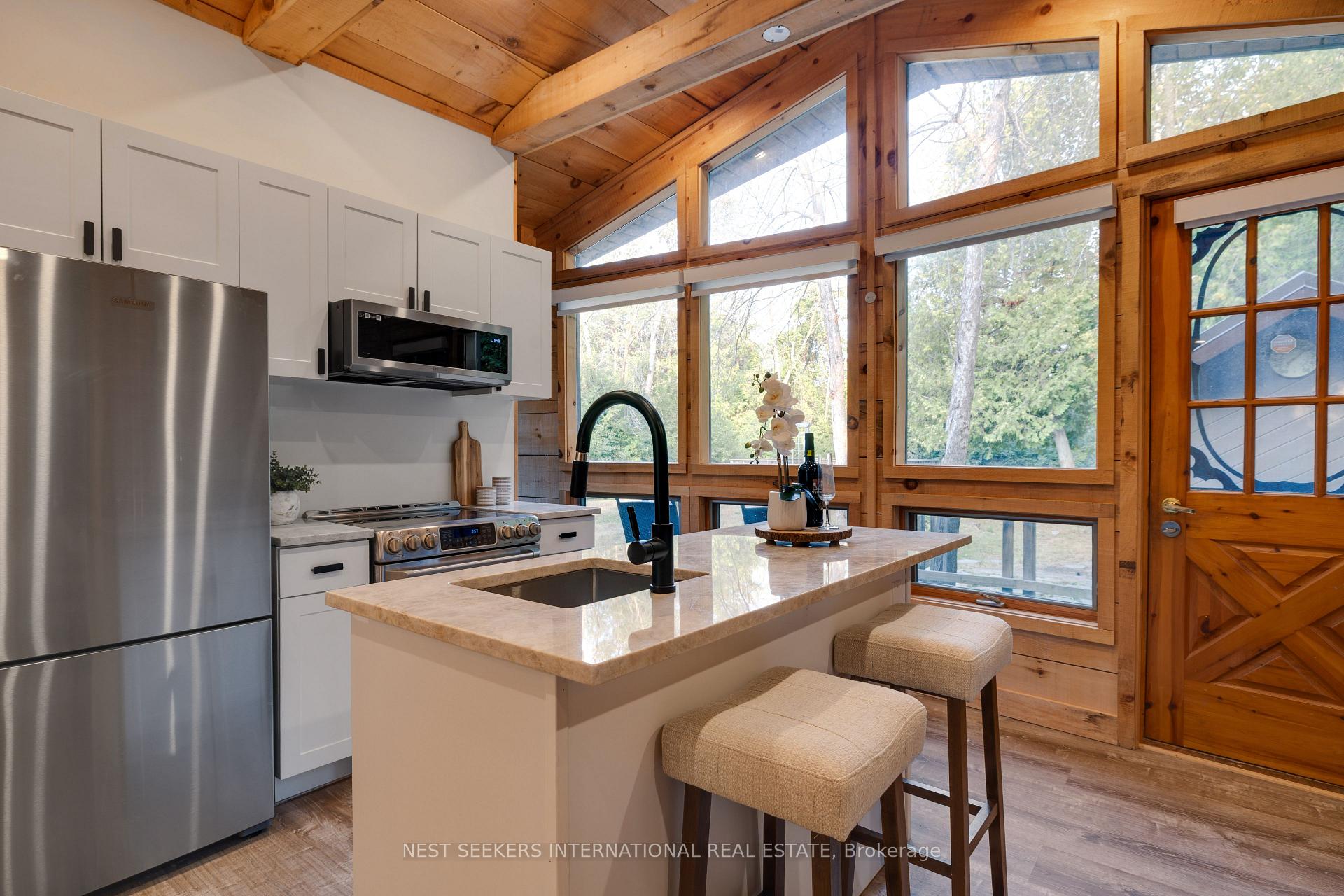Photo 8 of 15 Edgar Road, Collingwood — HOMEH