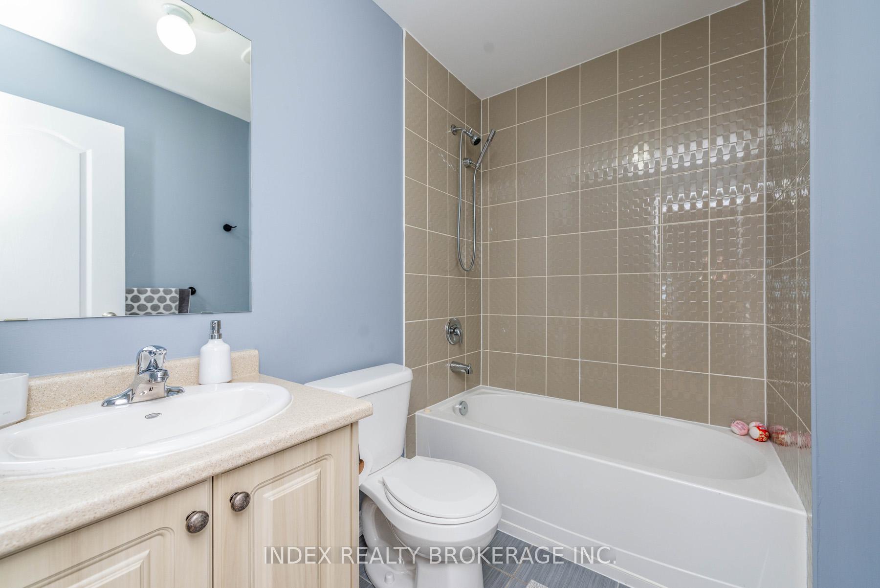 Photo 13 of Unit 26, 10 Porter Avenue, Vaughan, West Woodbridge — HOMEH