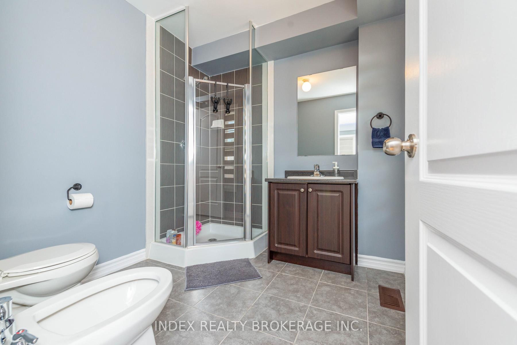 Photo 43 of Unit 26, 10 Porter Avenue, Vaughan, West Woodbridge — HOMEH