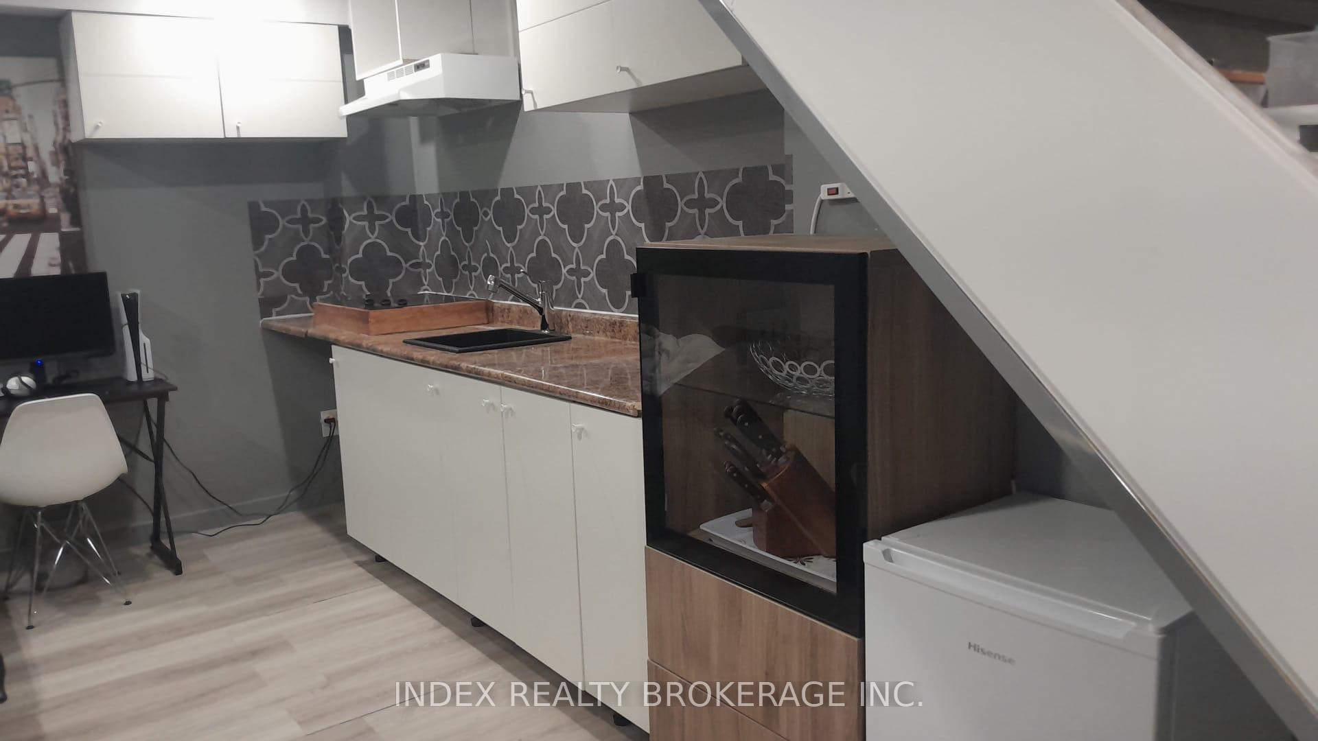 Photo 33 of Unit 26, 10 Porter Avenue, Vaughan, West Woodbridge — HOMEH