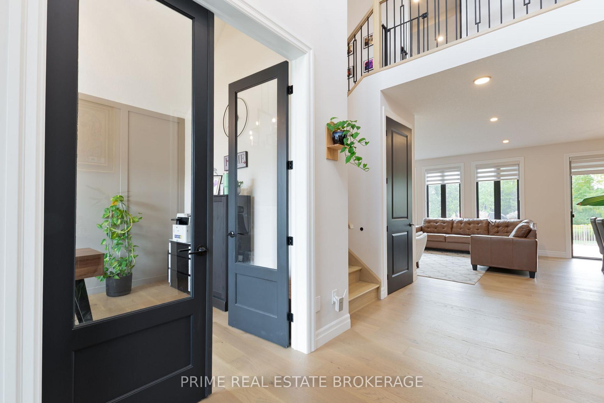 Photo 7 of 19 Aspen Circle, Thames Centre, Thorndale — HOMEH