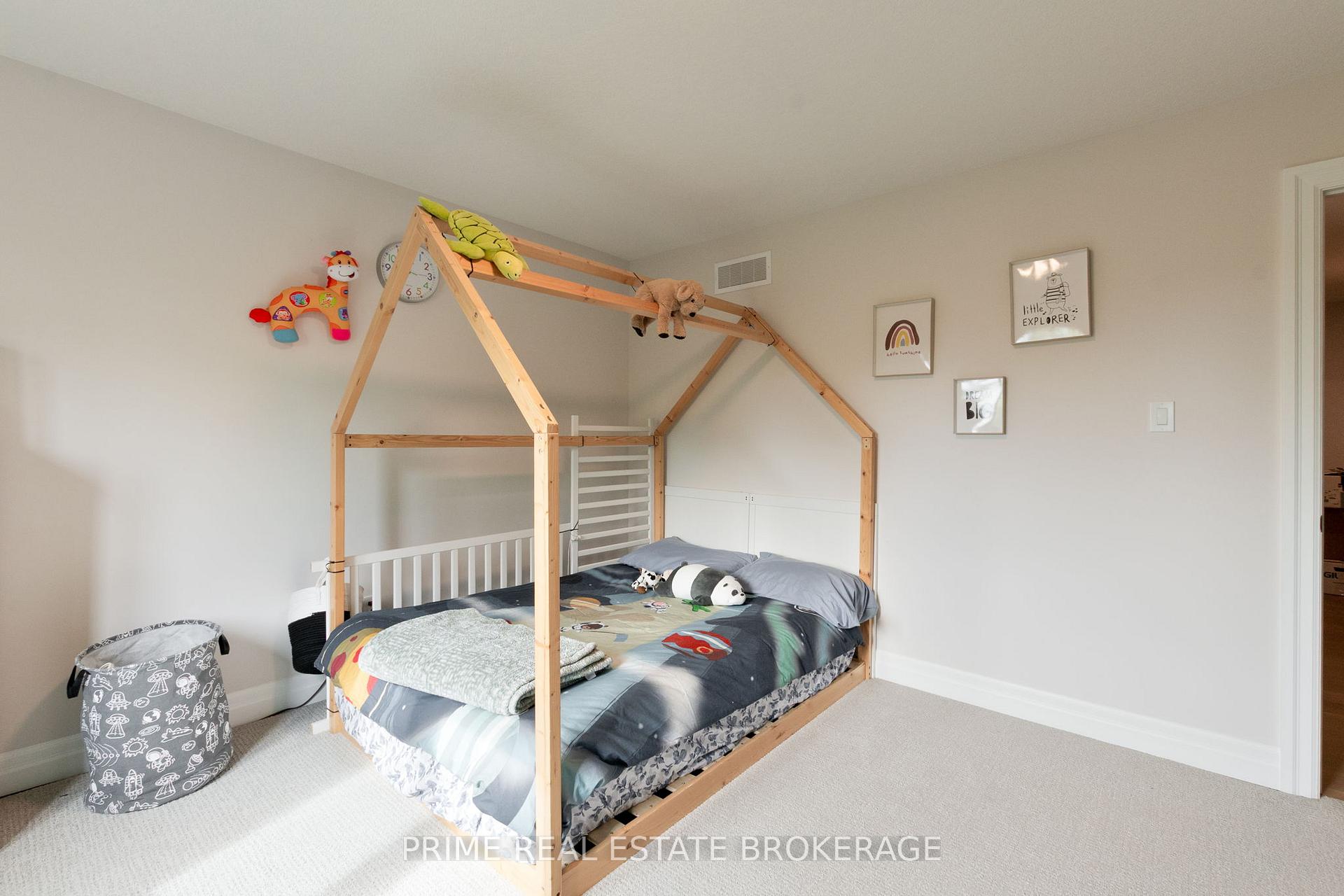 Photo 33 of 19 Aspen Circle, Thames Centre, Thorndale — HOMEH