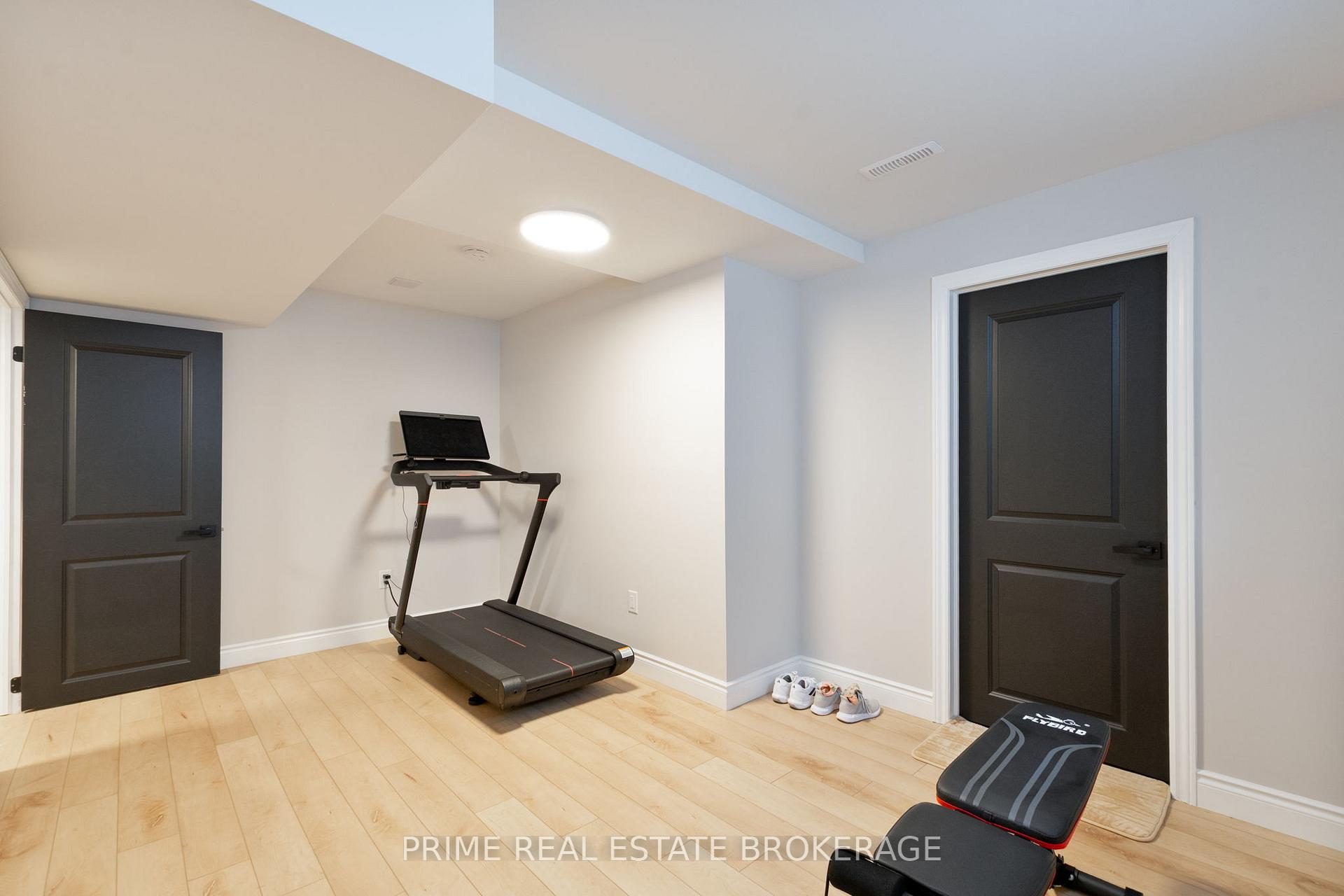 Photo 15 of 19 Aspen Circle, Thames Centre, Thorndale — HOMEH
