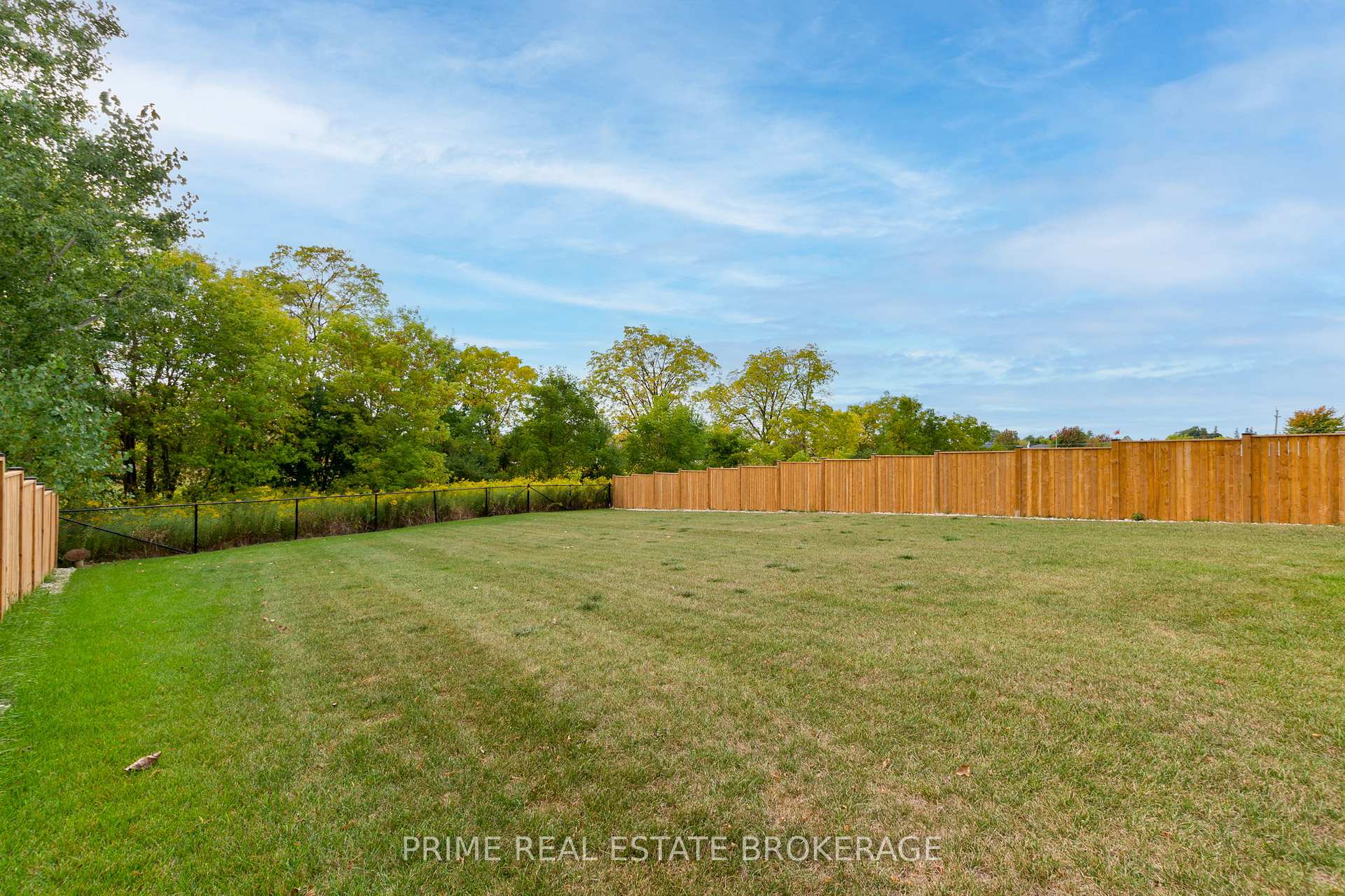 Photo 37 of 19 Aspen Circle, Thames Centre, Thorndale — HOMEH