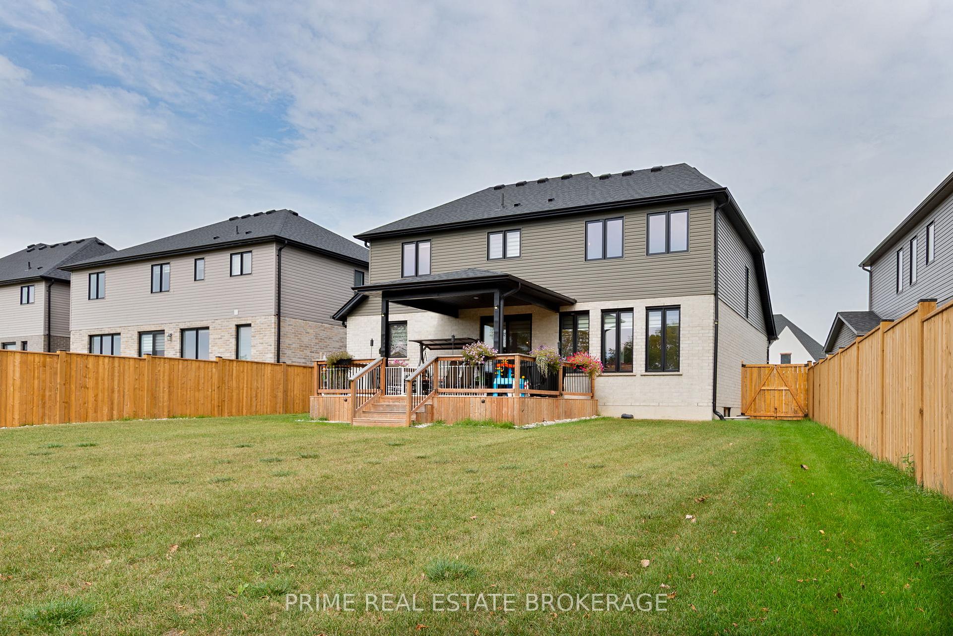 Photo 36 of 19 Aspen Circle, Thames Centre, Thorndale — HOMEH