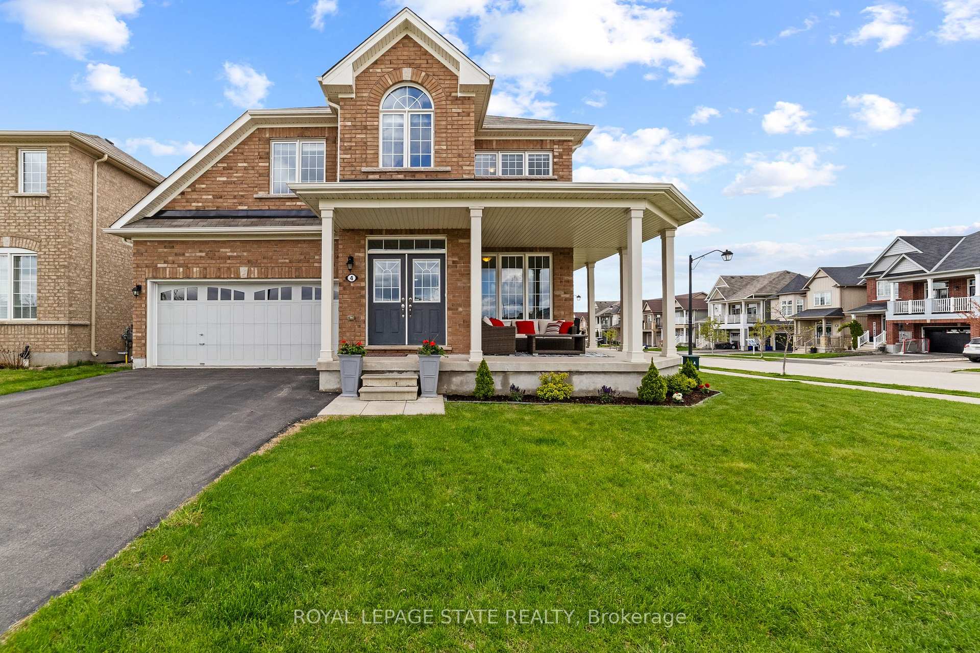Front of 4 Tinlin Drive