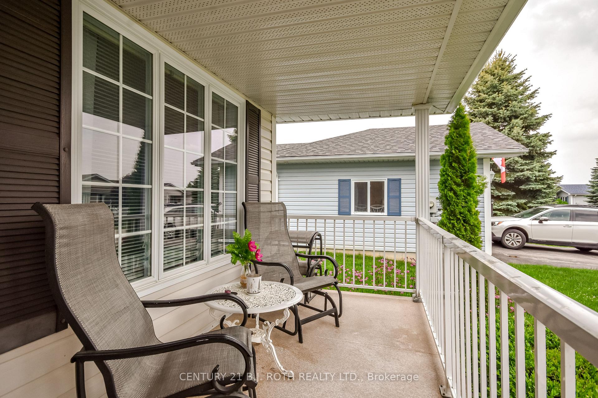 Photo 11 of 97 Pennsylvania Avenue, Wasaga Beach — HOMEH