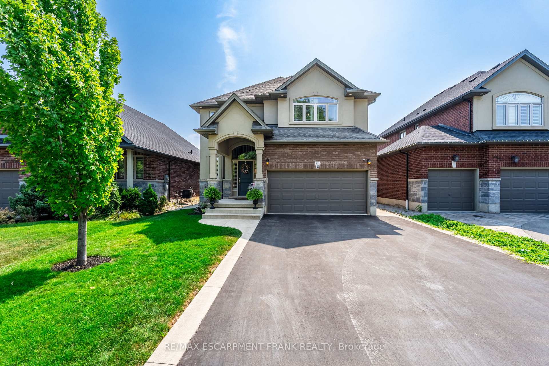 Photo 1 of 35 Purnell Drive, Hamilton, Gilbert — HOMEH