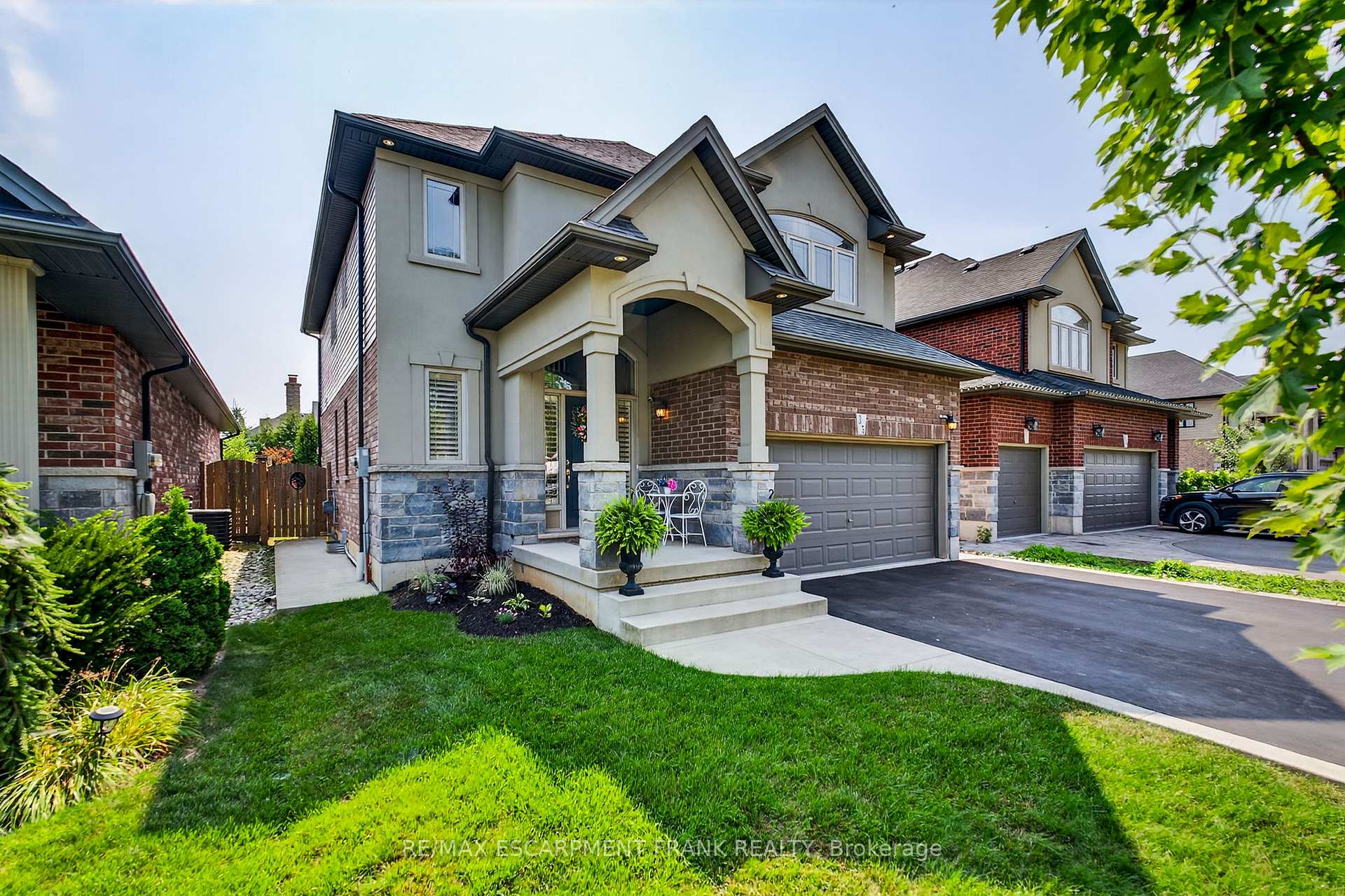Photo 21 of 35 Purnell Drive, Hamilton, Gilbert — HOMEH