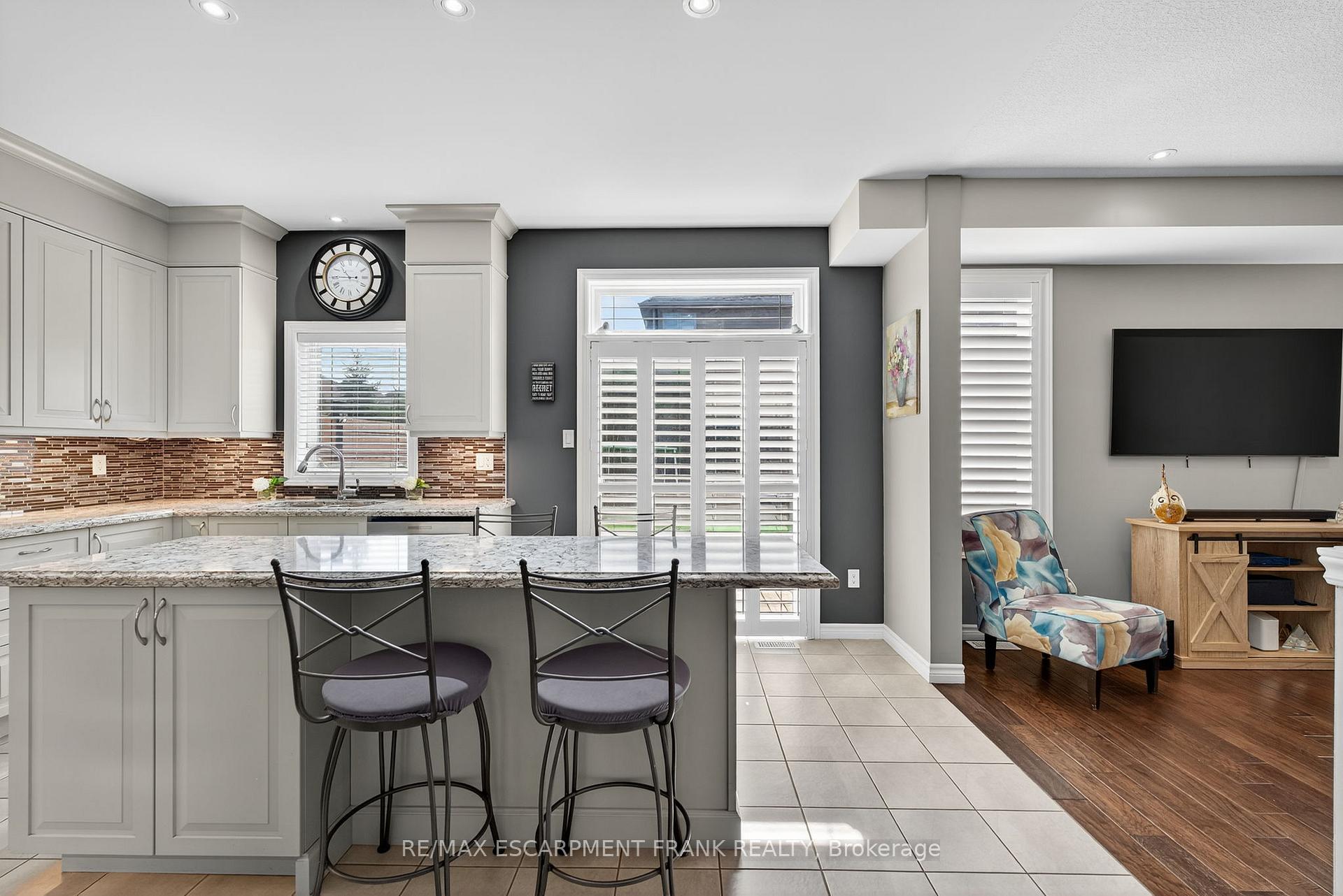 Photo 25 of 35 Purnell Drive, Hamilton, Gilbert — HOMEH