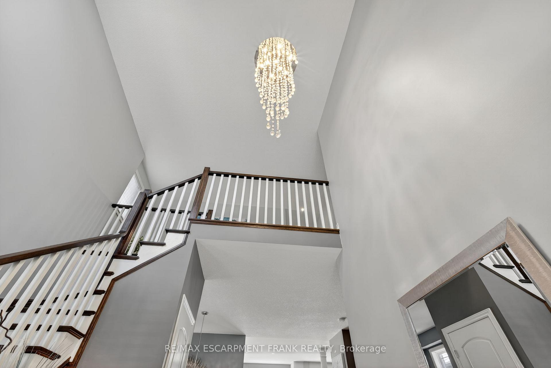 Photo 15 of 35 Purnell Drive, Hamilton, Gilbert — HOMEH