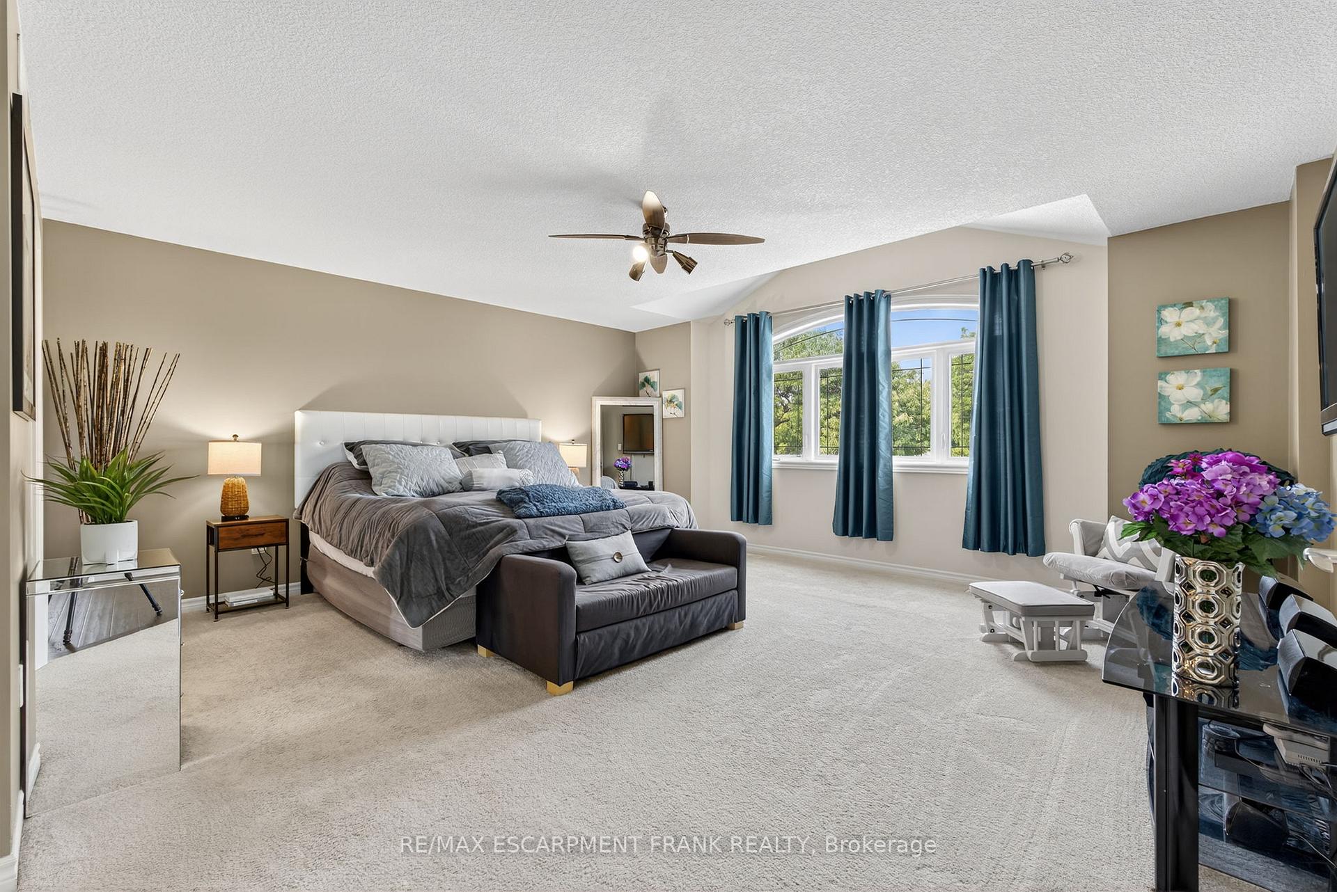 Photo 50 of 35 Purnell Drive, Hamilton, Gilbert — HOMEH