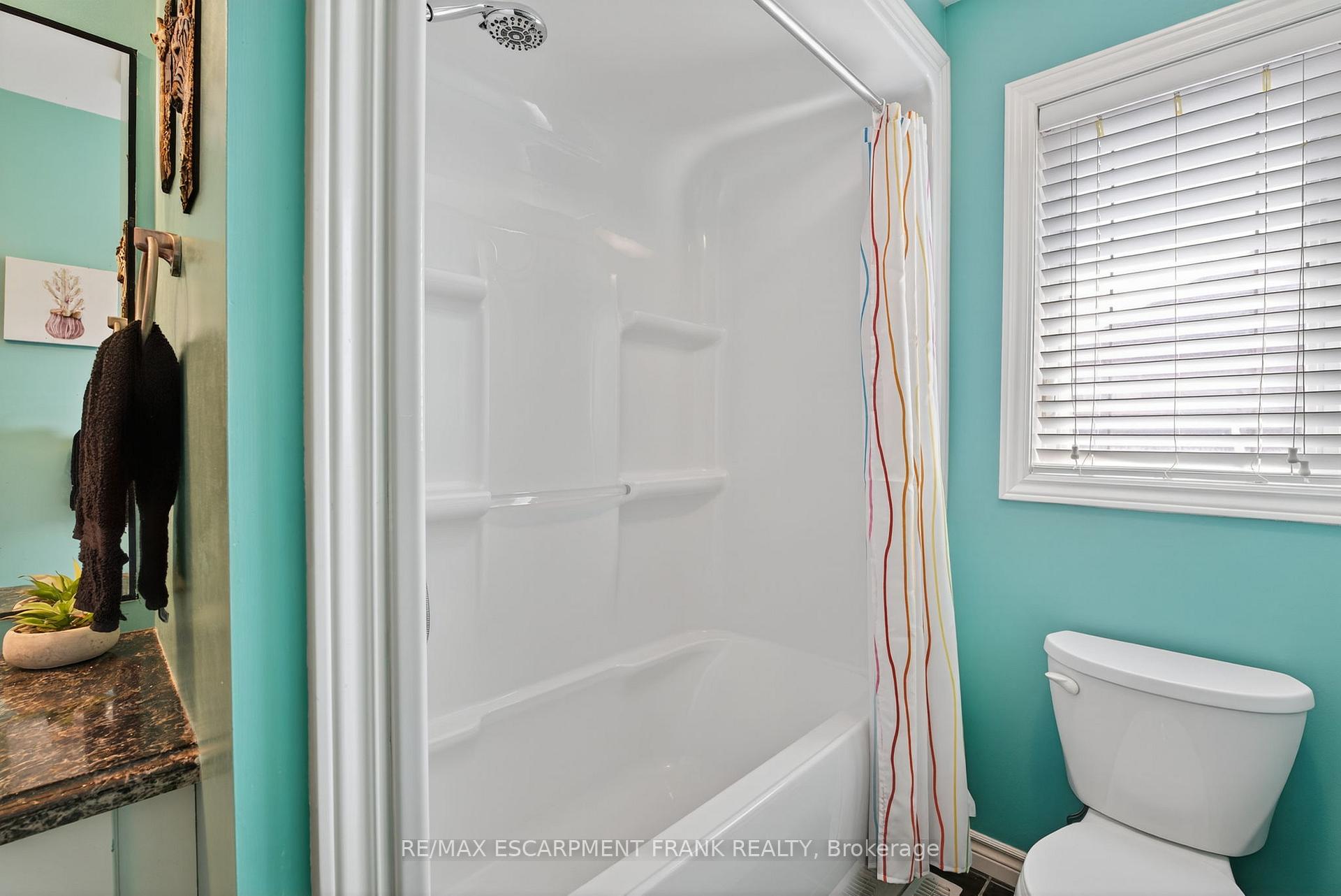 Photo 38 of 35 Purnell Drive, Hamilton, Gilbert — HOMEH