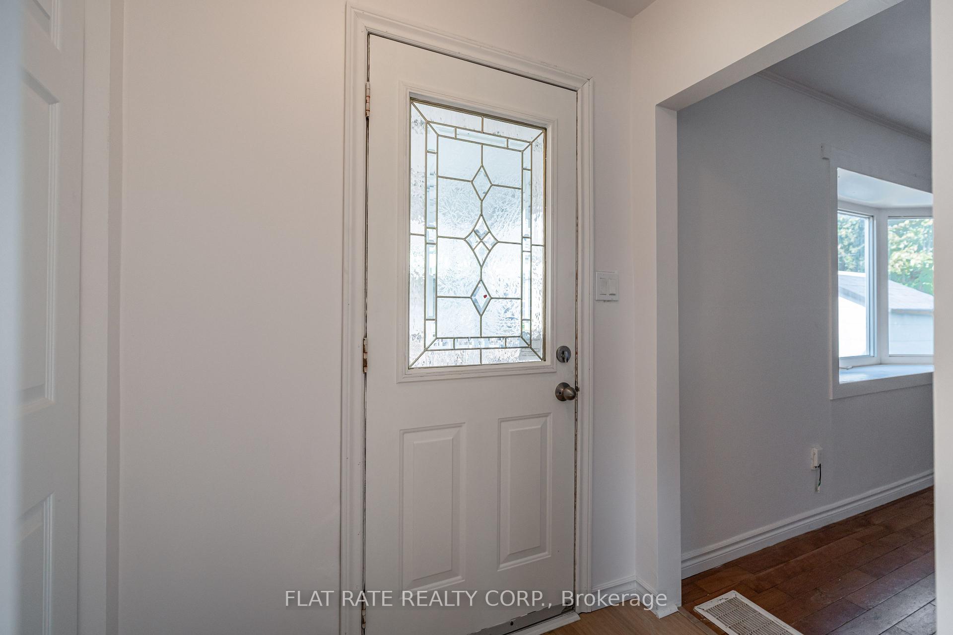 Photo 11 of 460 O'Connell Road, Peterborough, Ashburnham Ward 4 — HOMEH