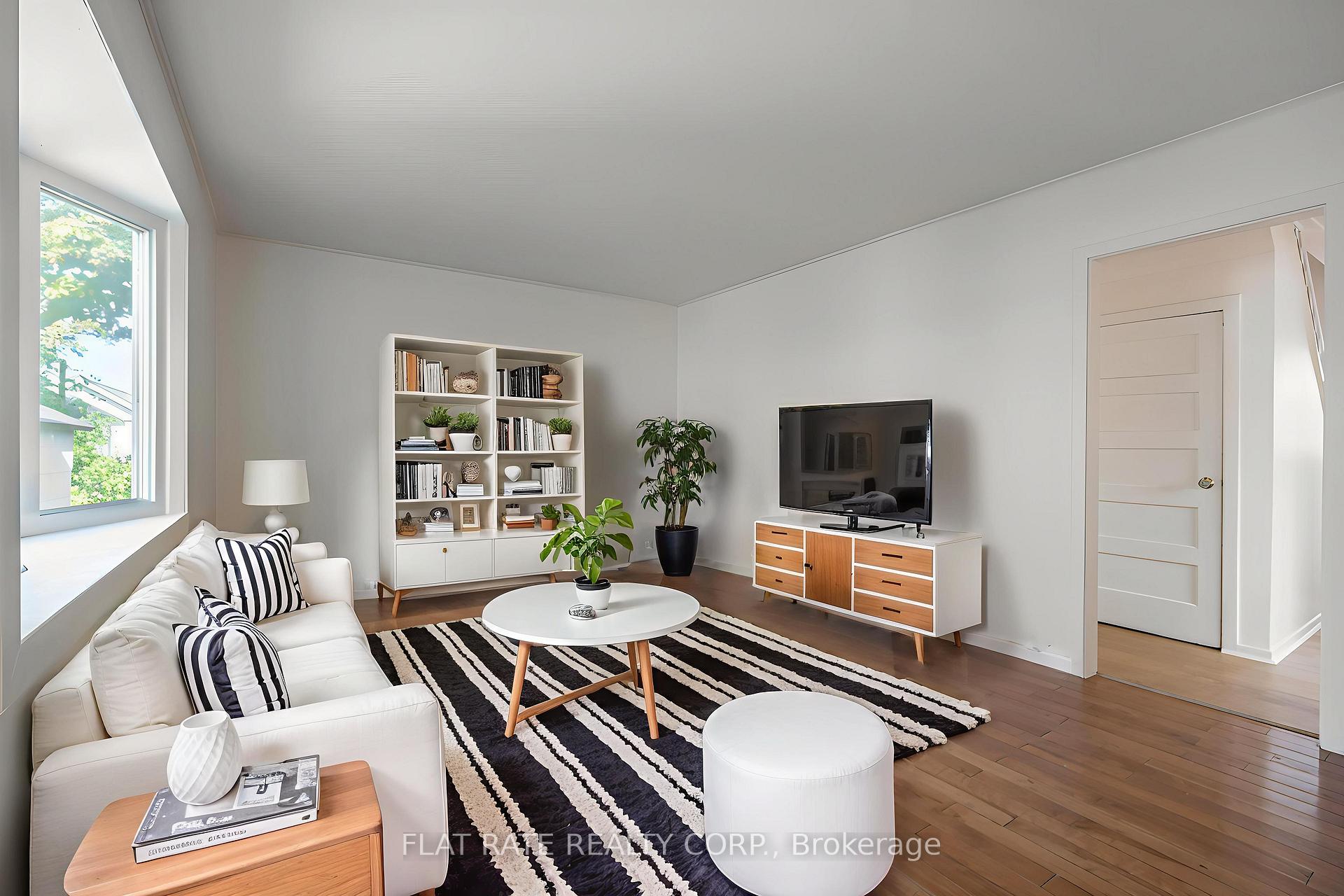 Photo 2 of 460 O'Connell Road, Peterborough, Ashburnham Ward 4 — HOMEH