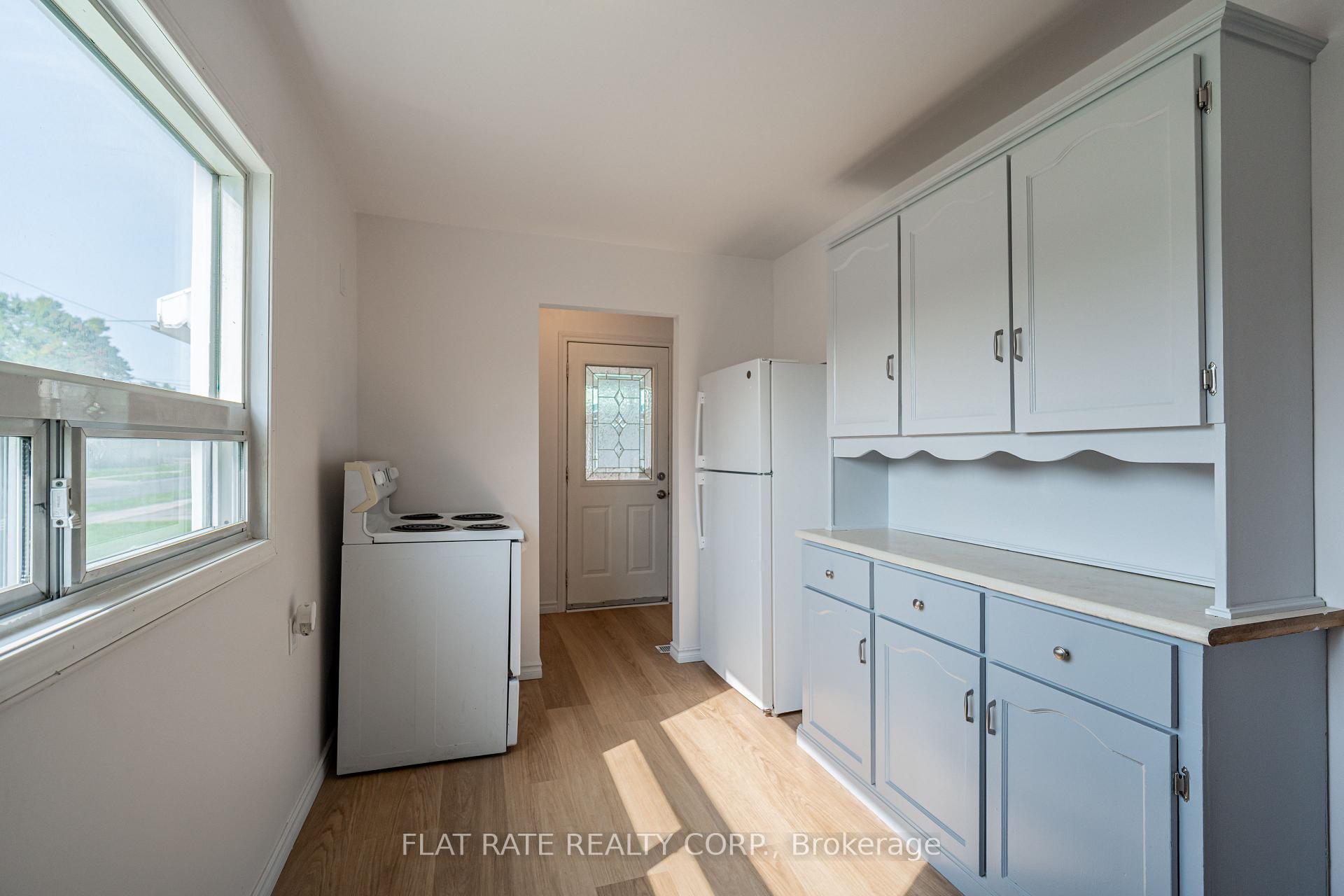 Photo 12 of 460 O'Connell Road, Peterborough, Ashburnham Ward 4 — HOMEH