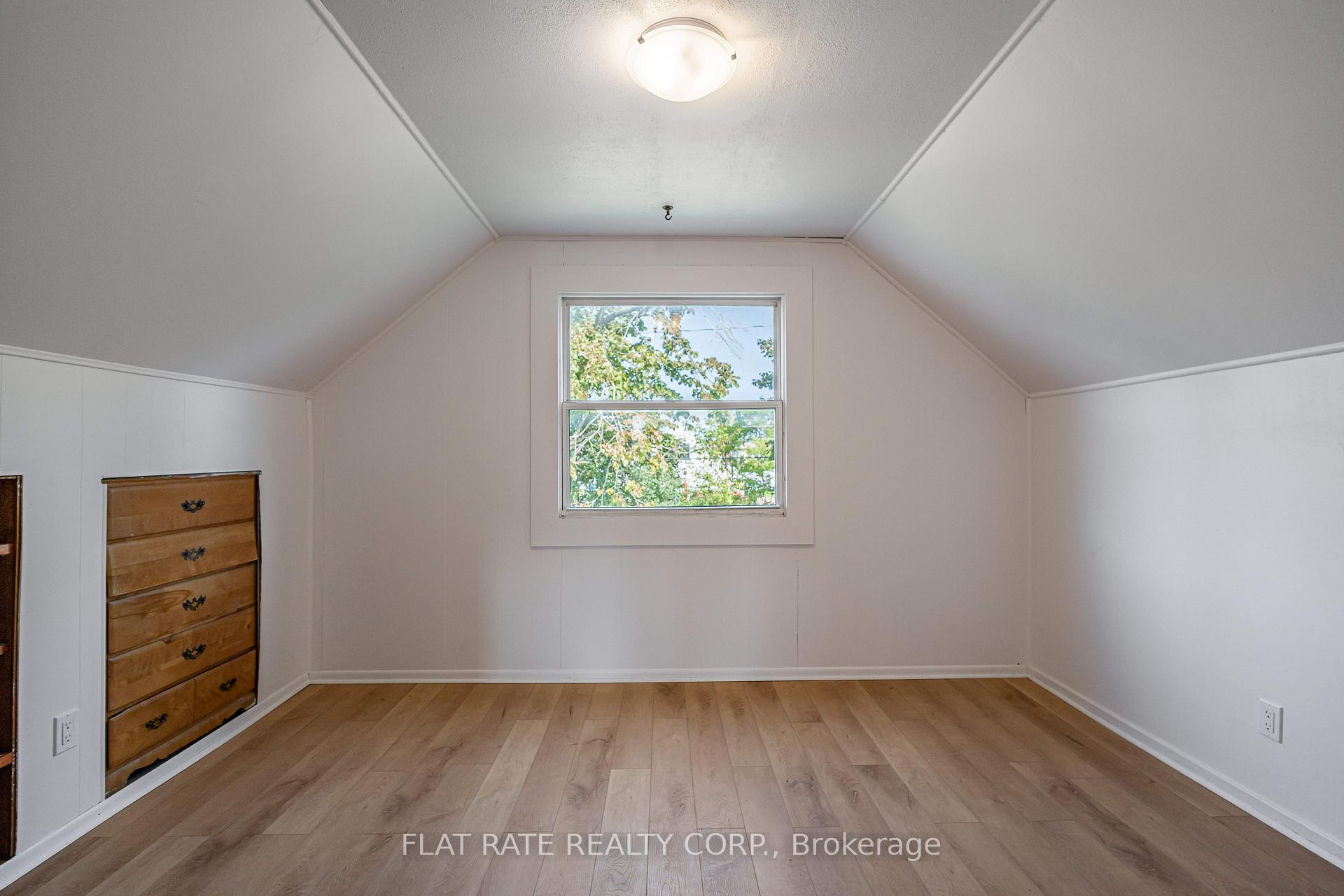 Photo 9 of 460 O'Connell Road, Peterborough, Ashburnham Ward 4 — HOMEH