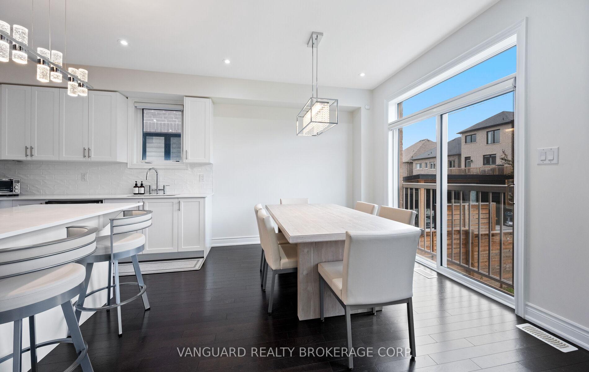 Photo 28 of 121 Alistair Crescent, Vaughan, Kleinburg — HOMEH
