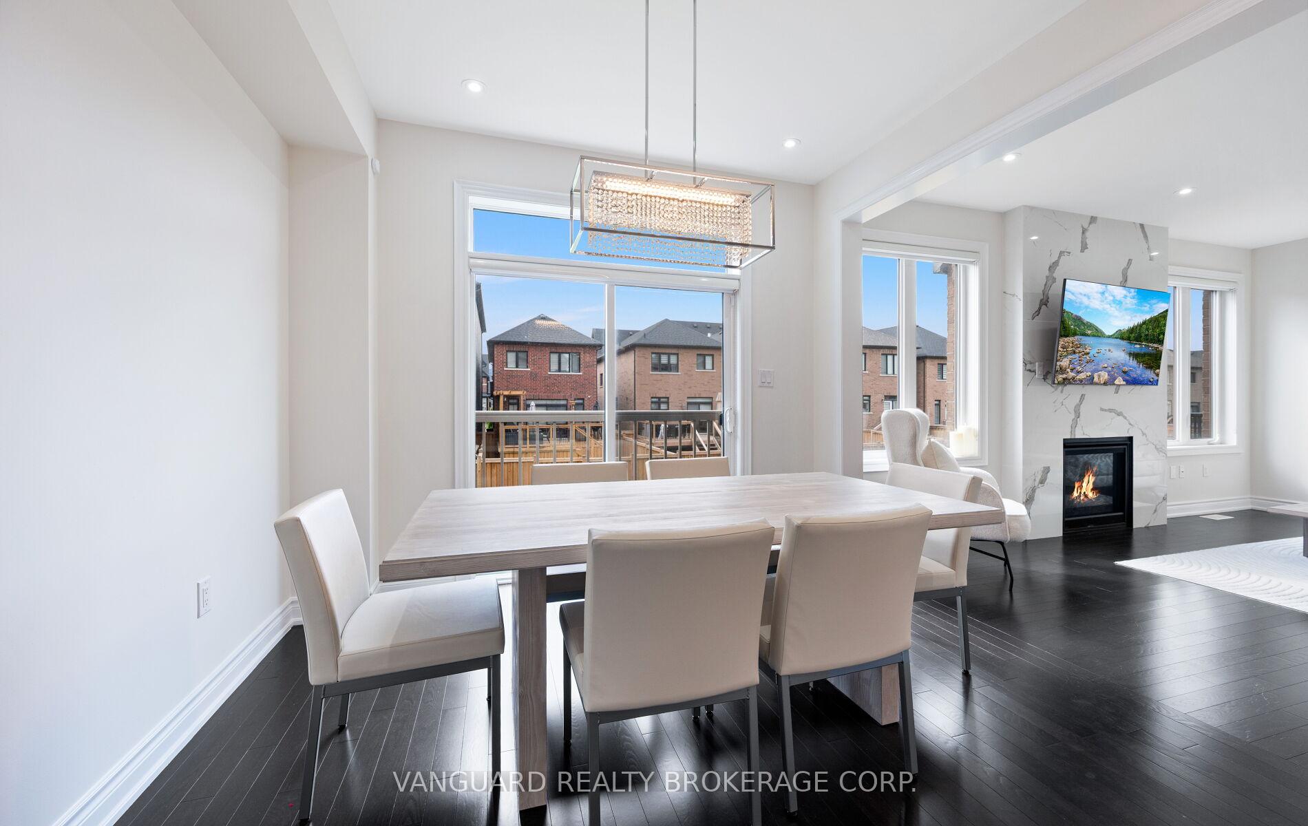 Photo 16 of 121 Alistair Crescent, Vaughan, Kleinburg — HOMEH
