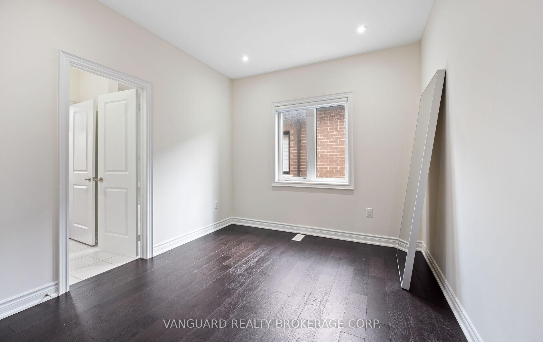 Photo 40 of 121 Alistair Crescent, Vaughan, Kleinburg — HOMEH